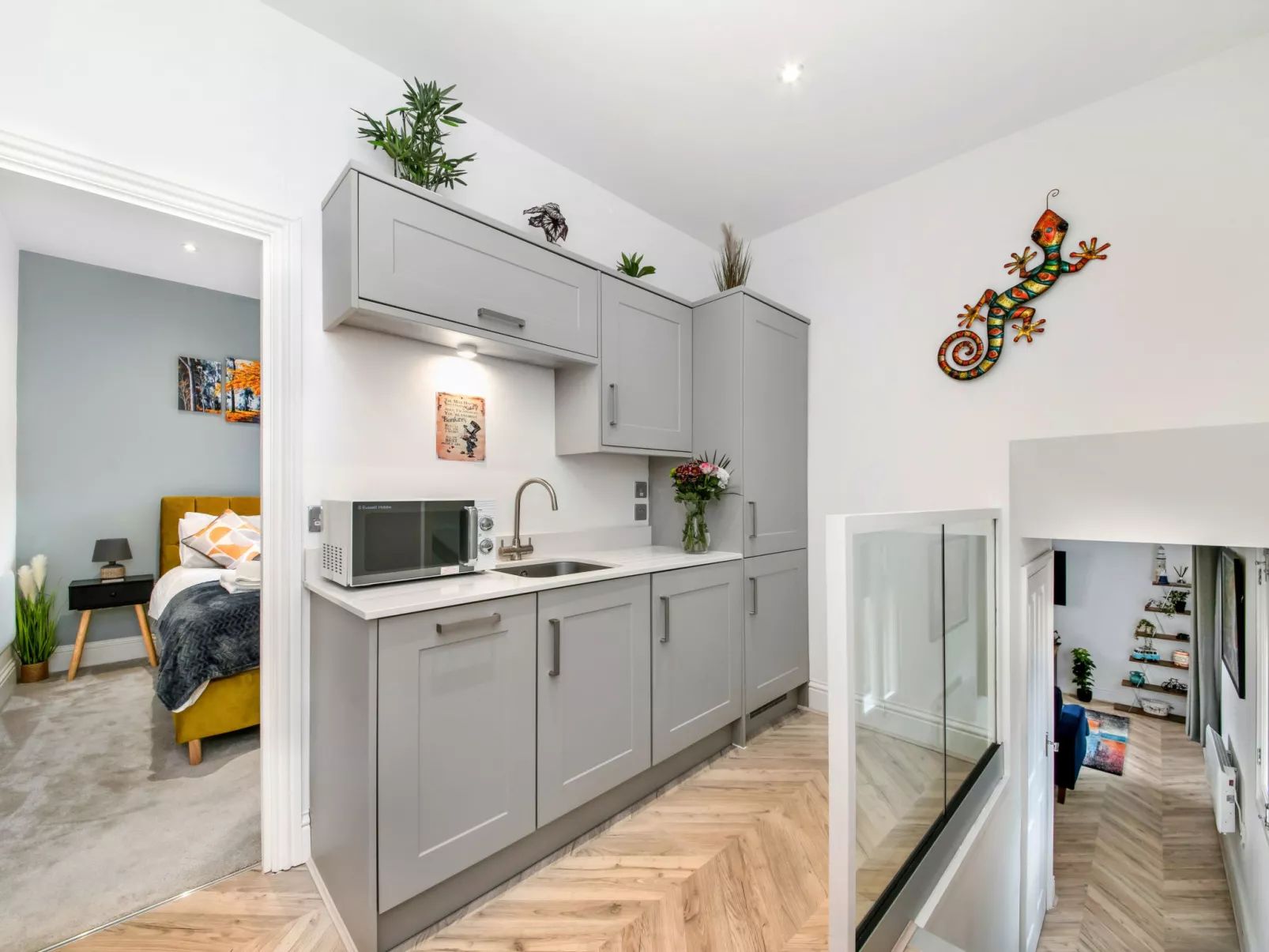 The Bank House-Binnen