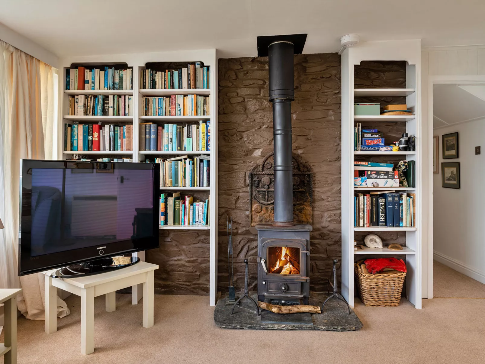 Lesceave Cottage-Binnen