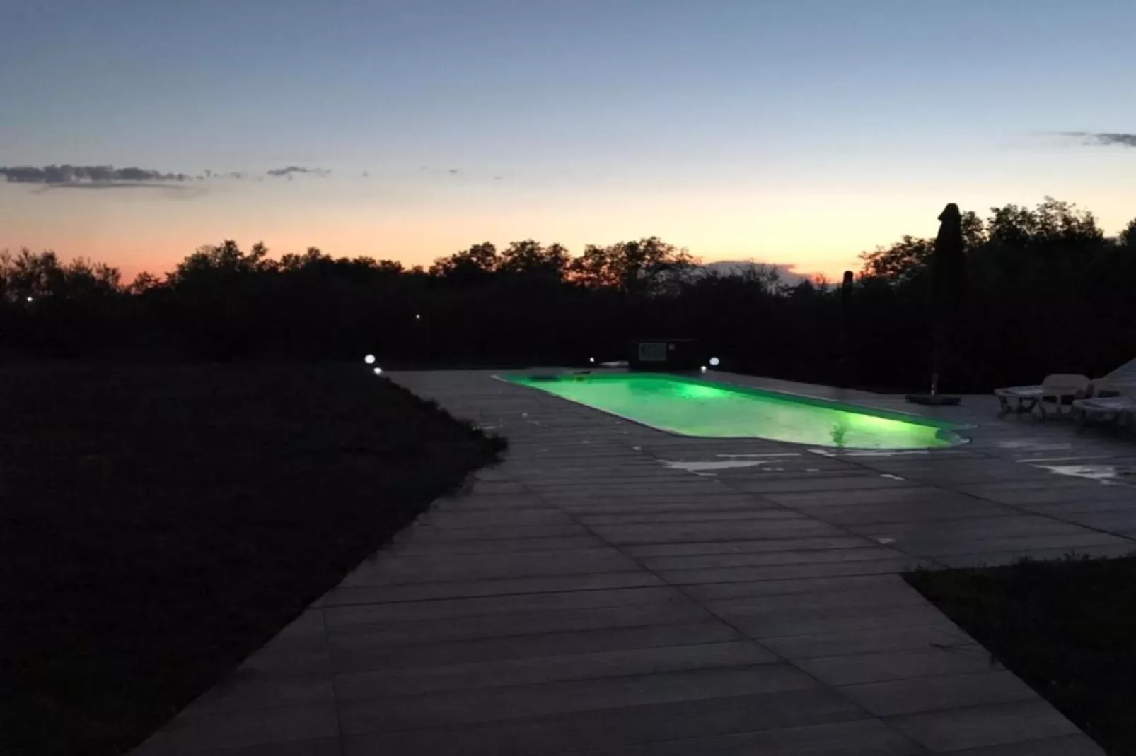 House in Nature-Zwembad