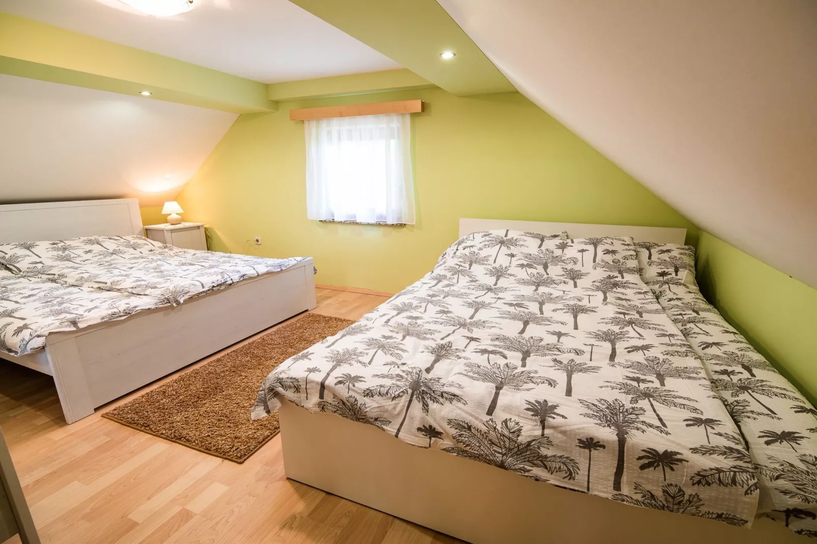 Golden Horizon Holiday Home with Terrace and Garden - One Bedroom Holiday Home with Terrace and Garden-Slaapkamer