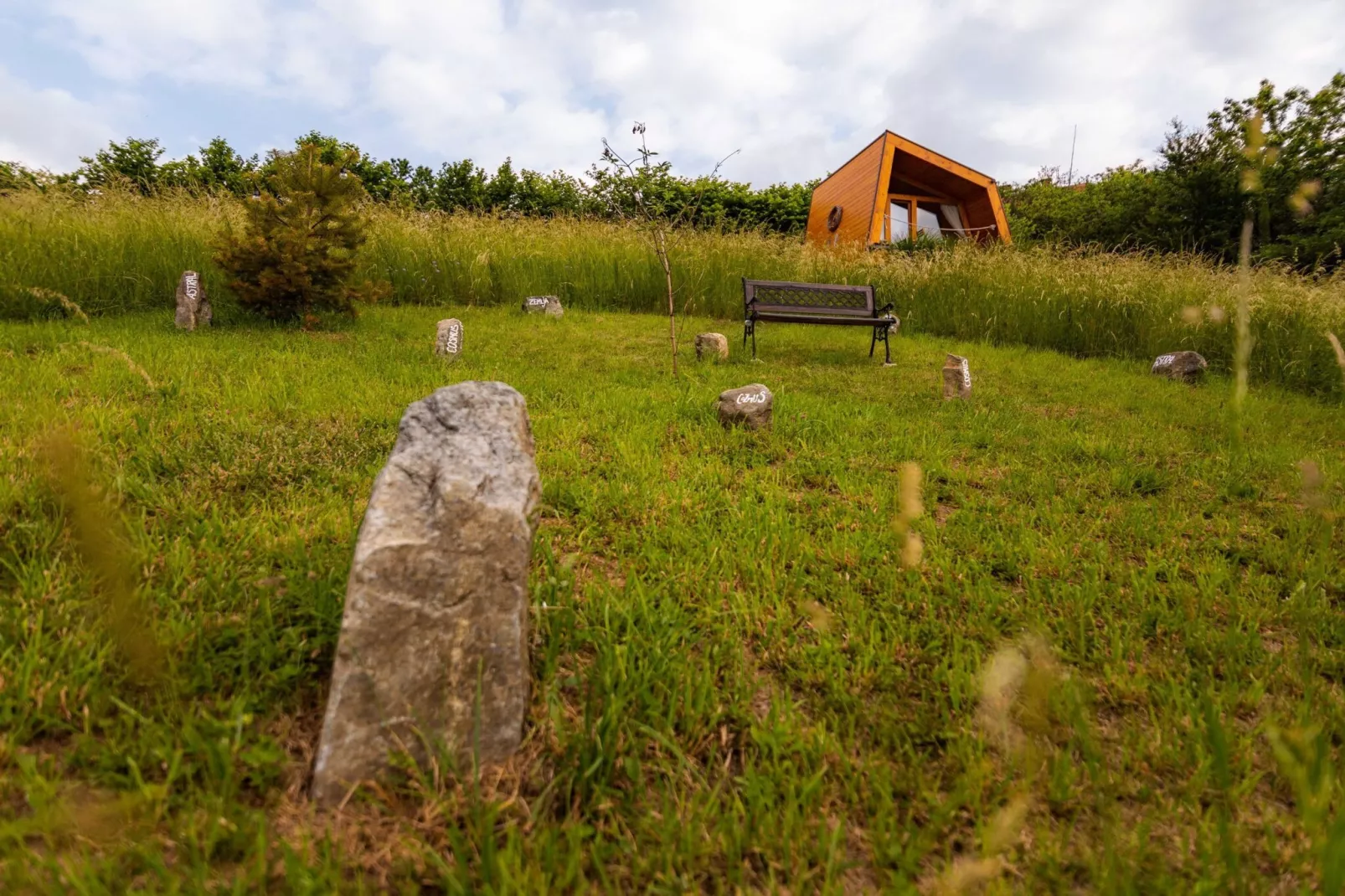 Rustic Refuge Glamping with Hot-Tub and Sauna - Double room with Terrace-Buitenlucht