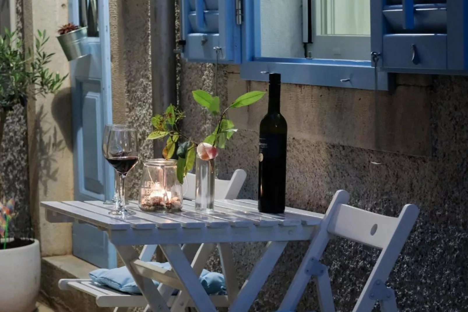 Apartments Blue Lavender - Studio Apartment-Buitenlucht