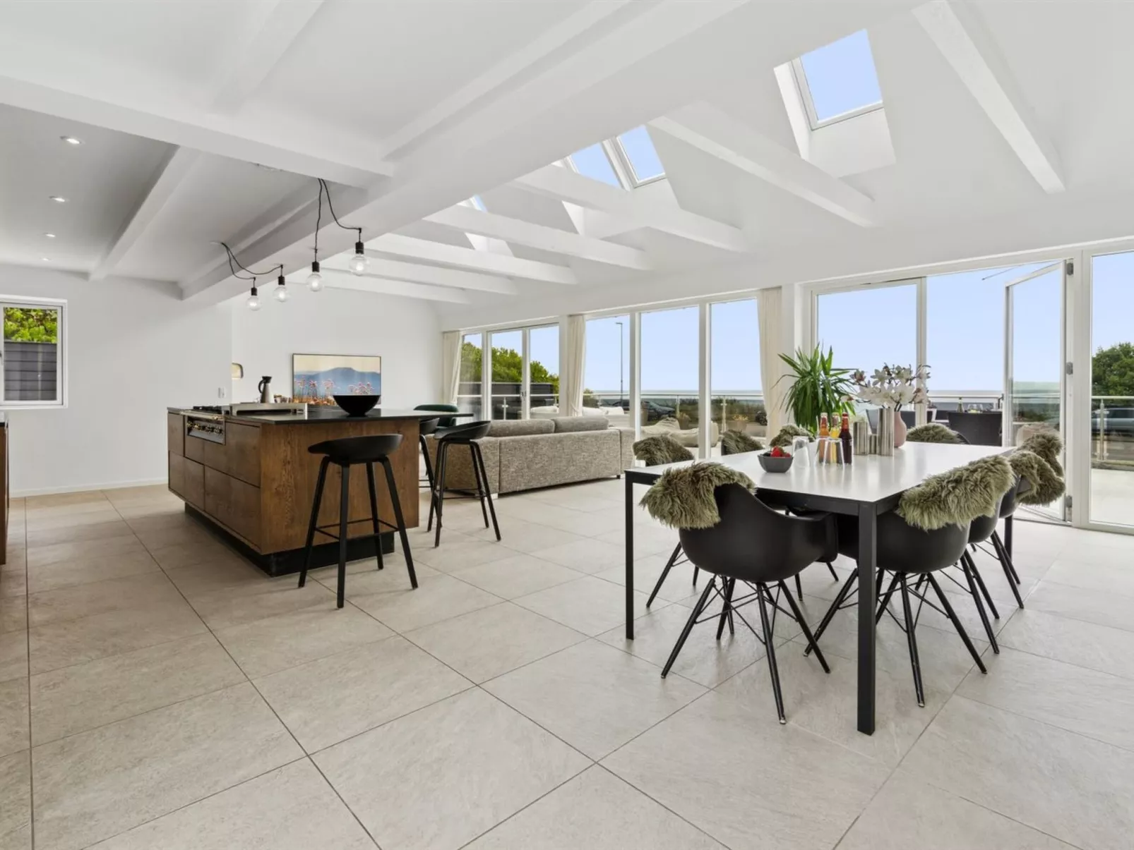 "Rusalina" - 20m from the sea-Binnen