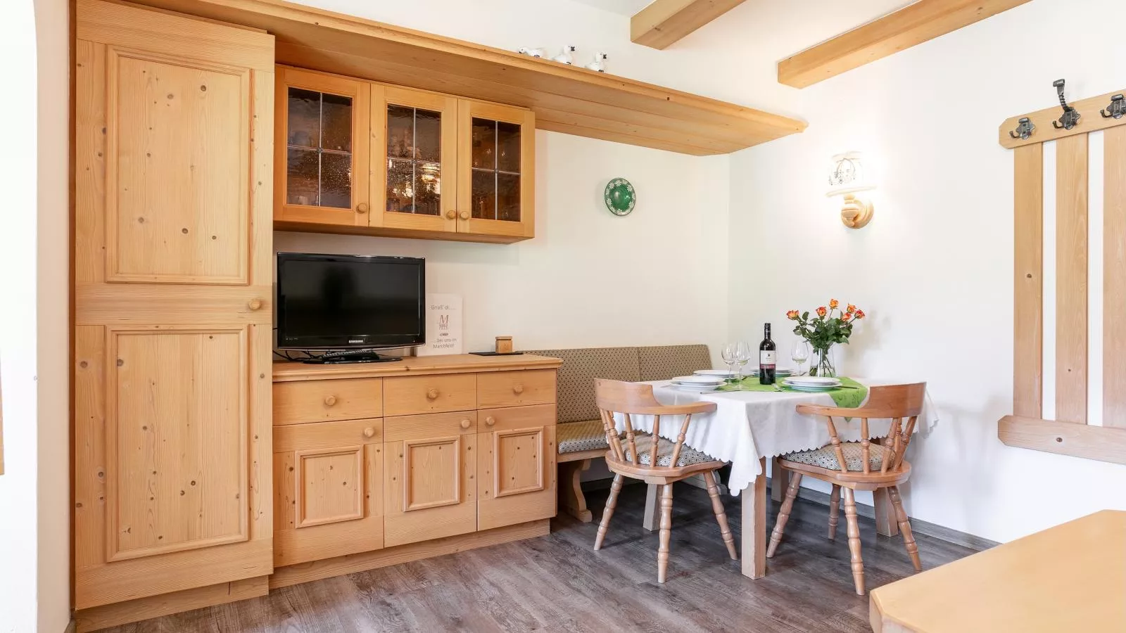 Landhaus Marchfeld Top 4  Top 5-Eetkamer