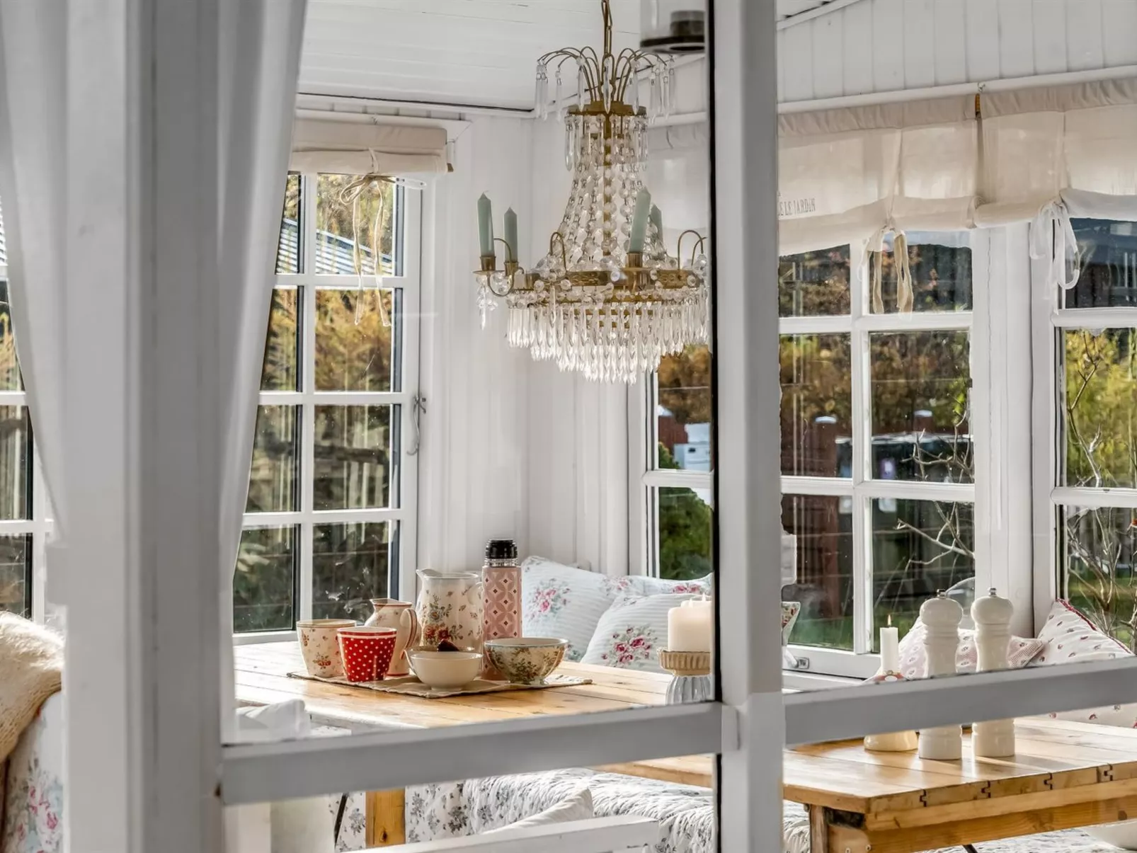 "Kamilla" -  from the sea-Binnen