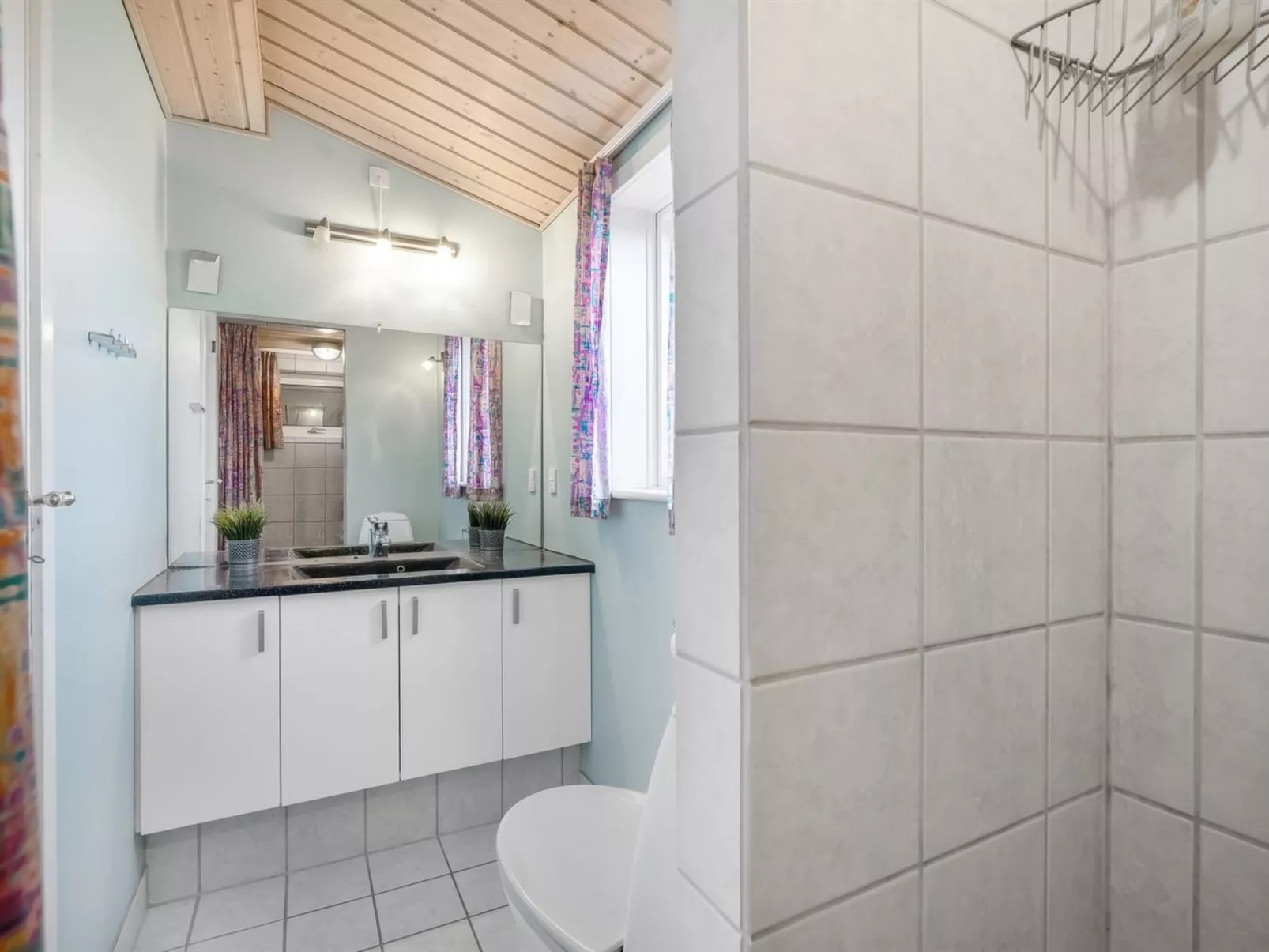 "Gisa" - 500m from the sea-Binnen