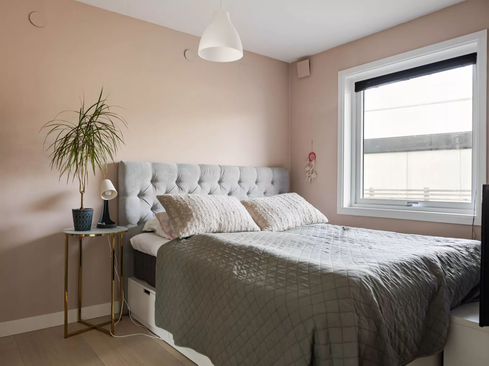 Frösakull Paradiset-Binnen