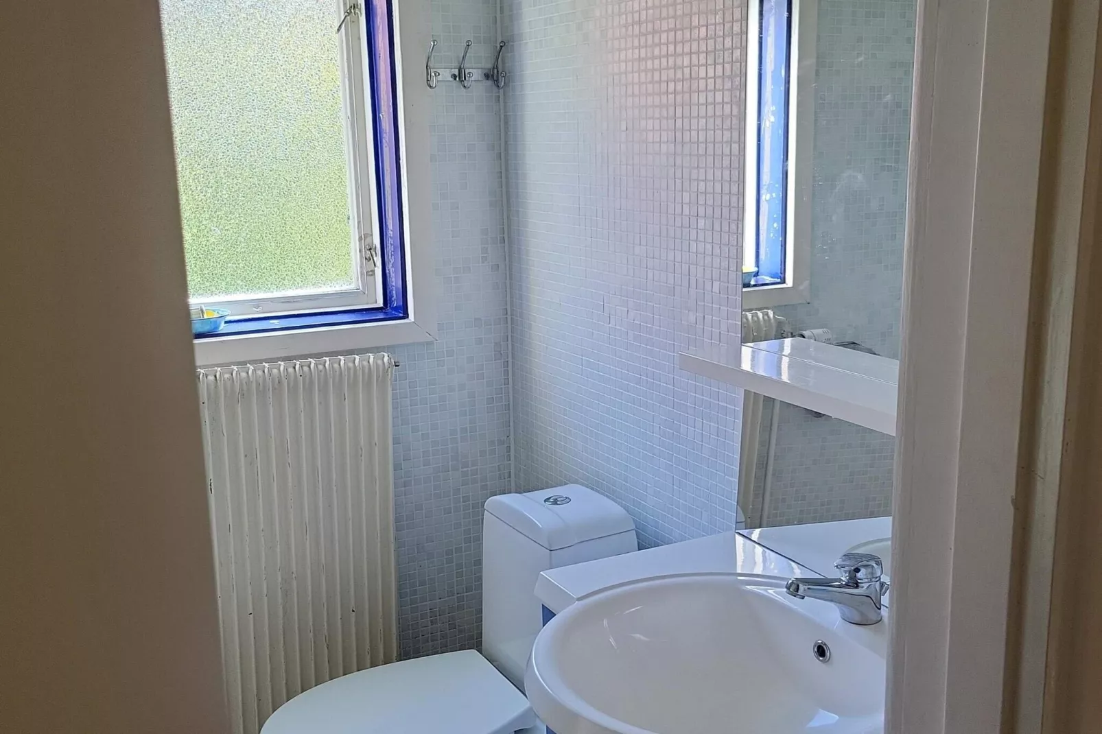 Gezellig vakantiehuis vlakbij bos en meer-Binnen