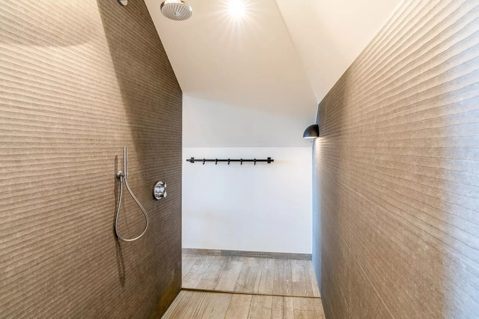 Villa Buytenplaats 183-Badkamer