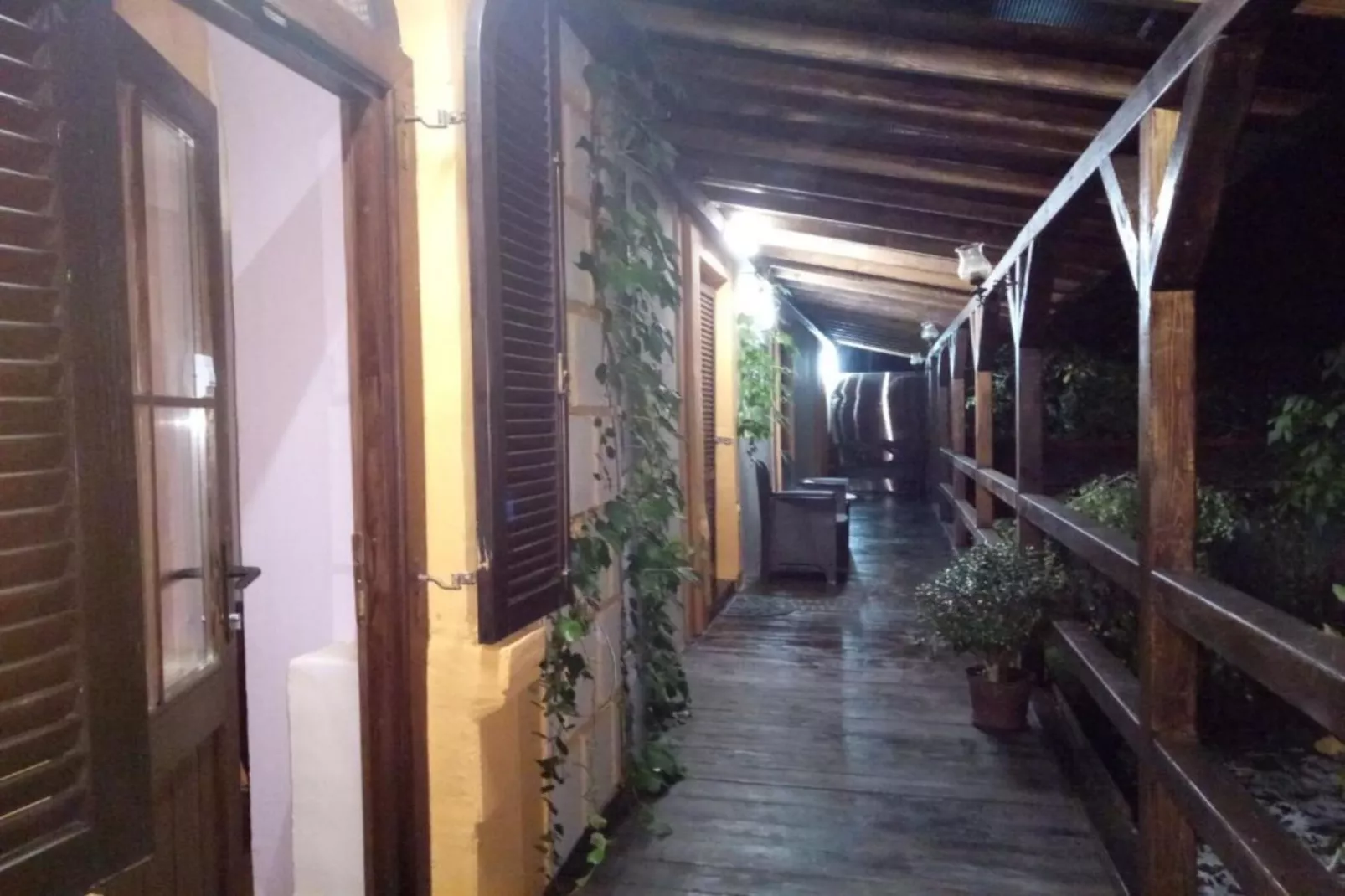 Rooms Zeko - Comfort Double Room with Terrace and Kitchenette-Terrasbalkon