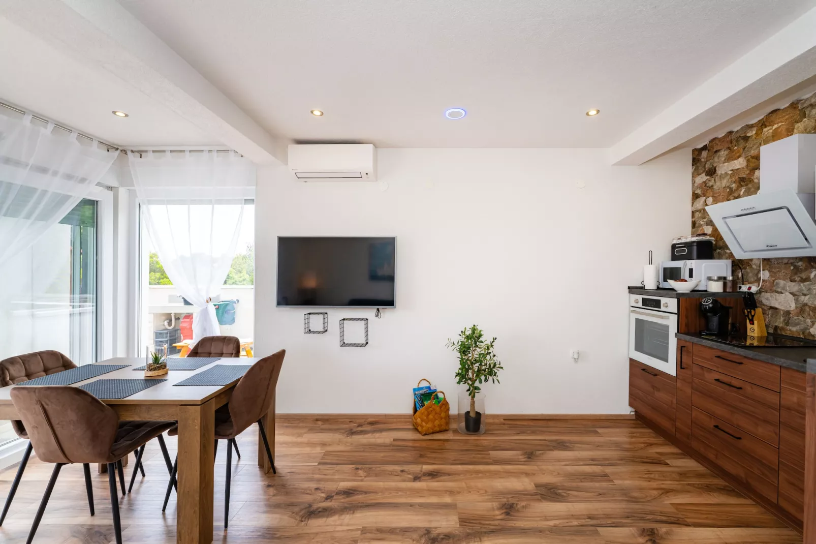 Apartment Nikita with private pool-Keuken