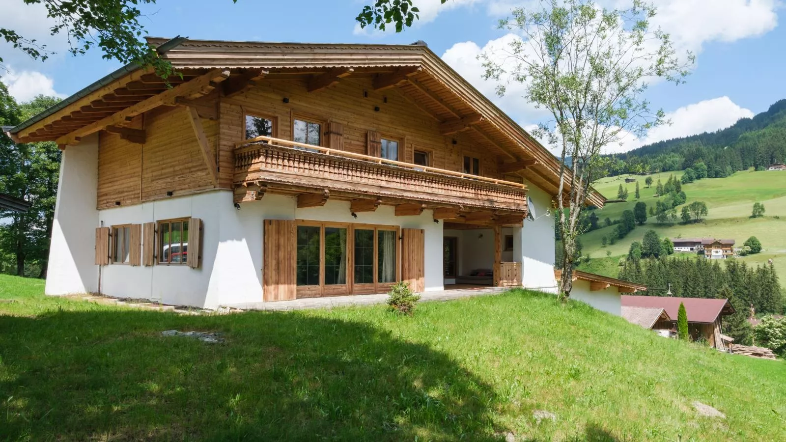 Brügglbach XL-Buitenkant zomer