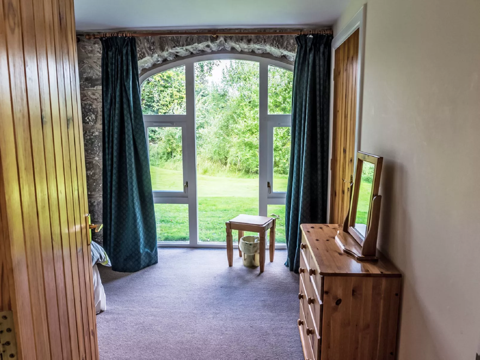 Corrimony View-Binnen