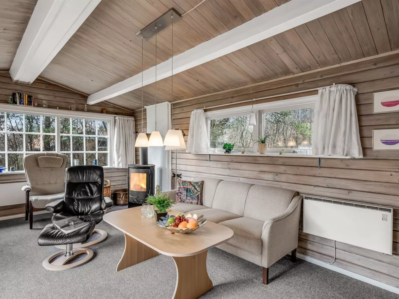 "Leandra" - 11km from the sea-Binnen