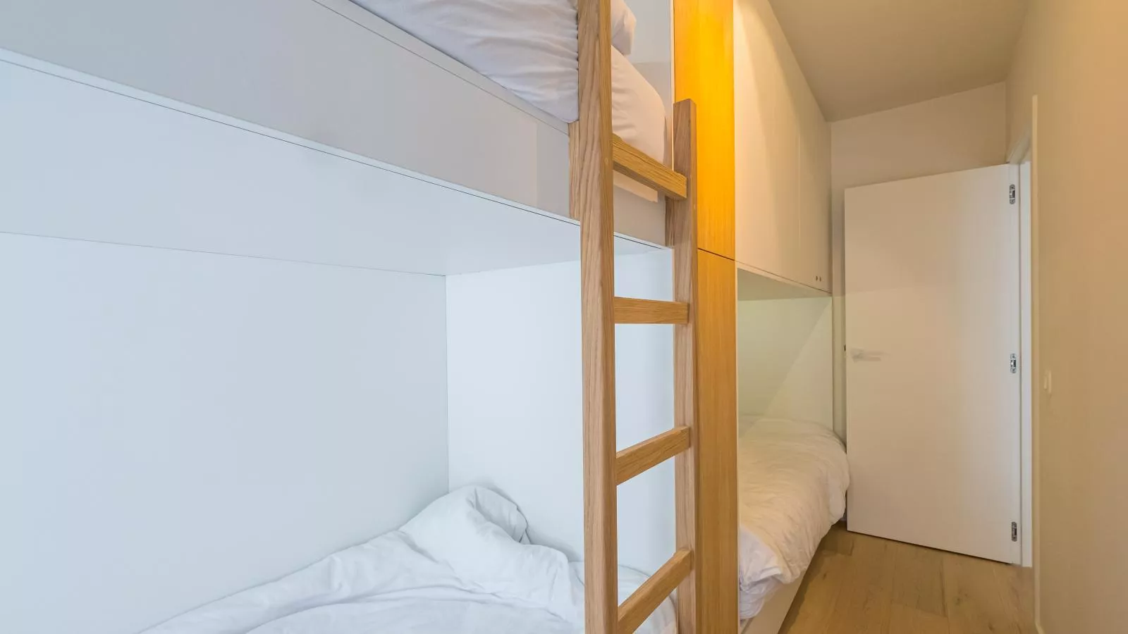 Jamani - 0101-Slaapkamer