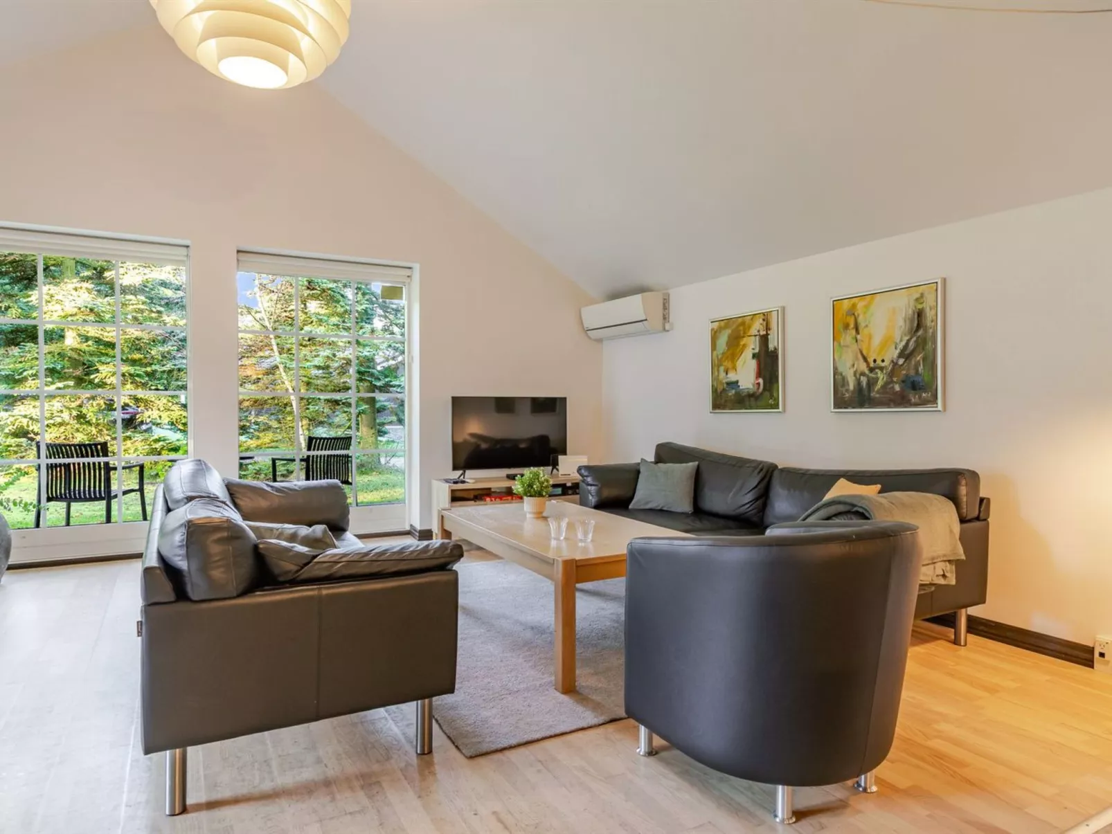 "Ørger" - 30km from the sea-Binnen