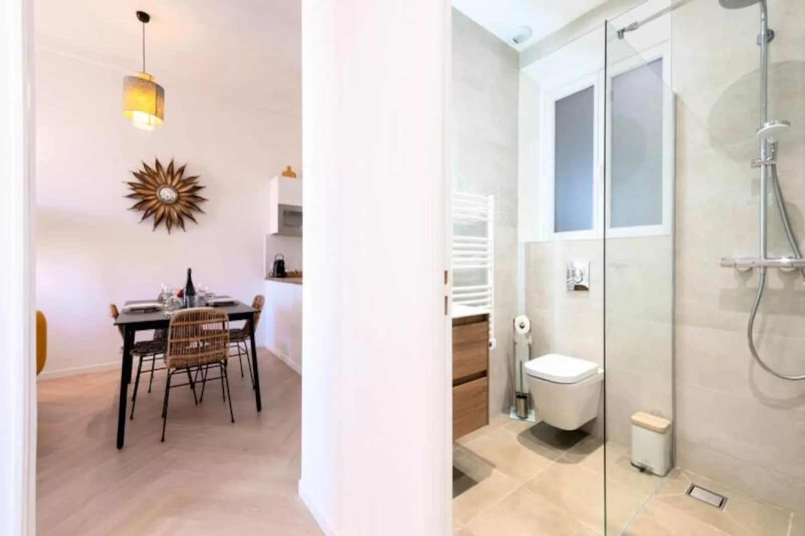 Résidence 3p Avec Balcons, 3min Du Palais Des Congr&egrave;s-Niet-getagd