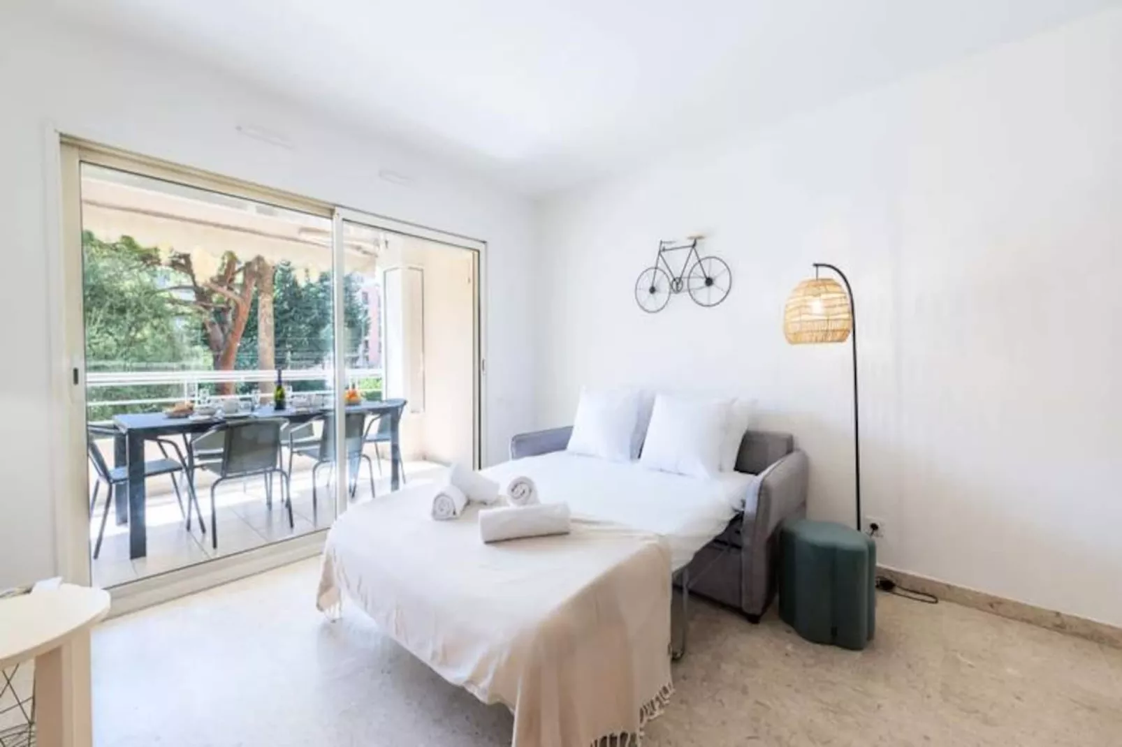 Résidence 2p Résidence Avec Piscine Et Garage, Proche Croisette-Niet-getagd