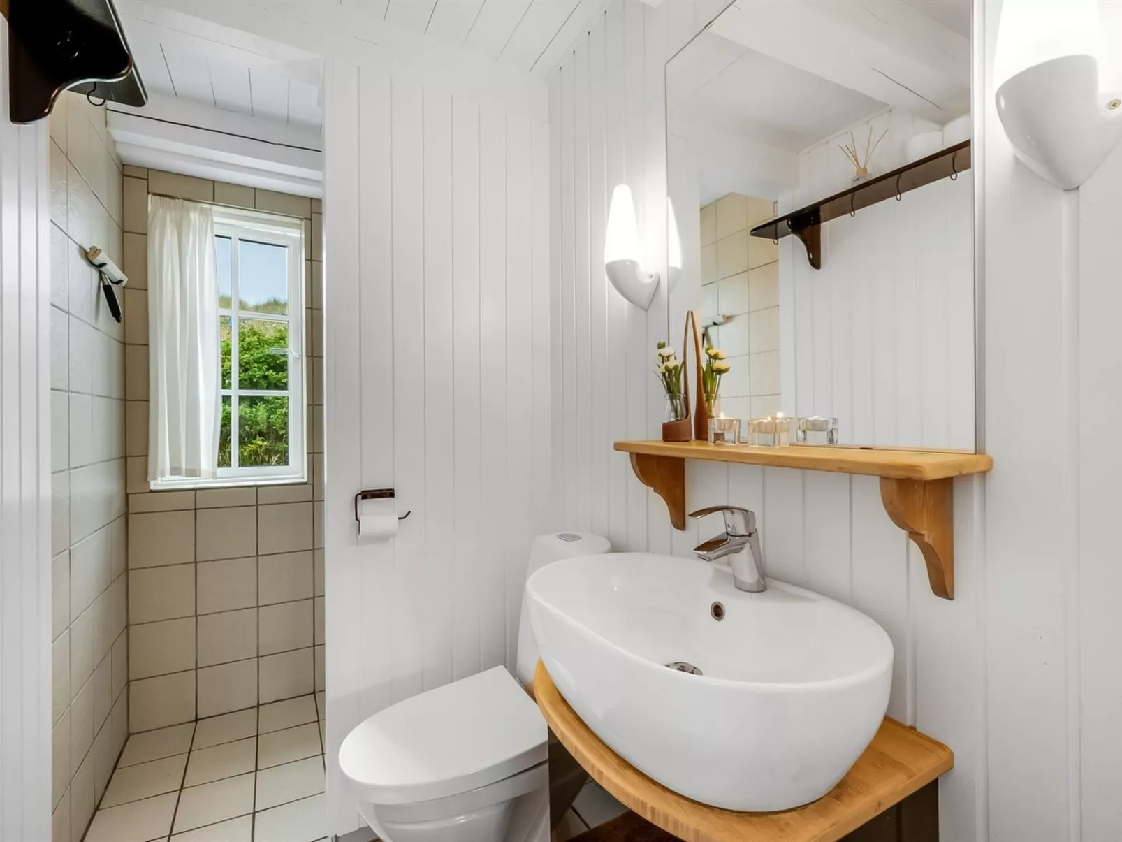 "Erle" - 200m to the fjord-Binnen