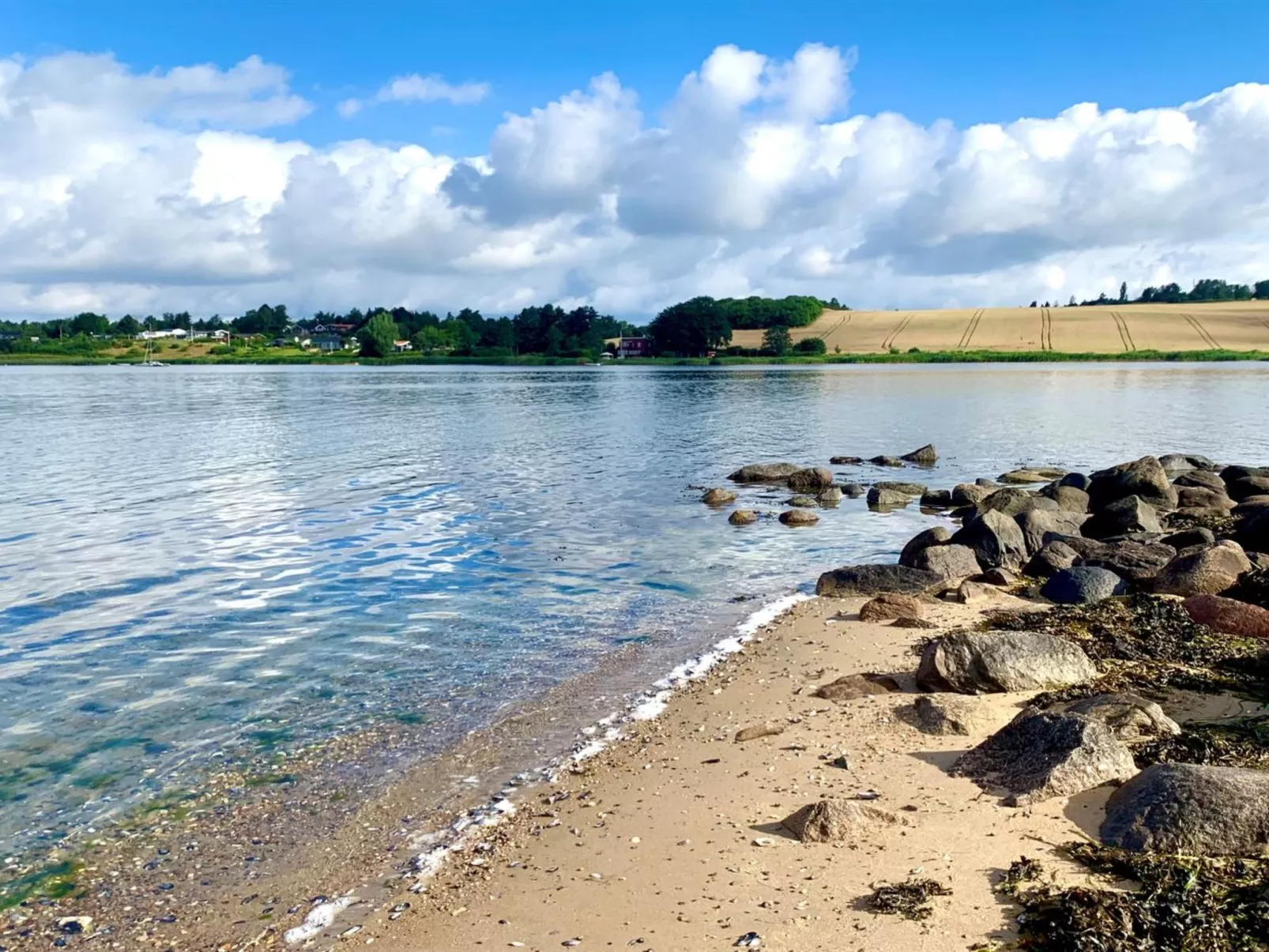 "Iadrik" - 85m to the fjord-Buiten