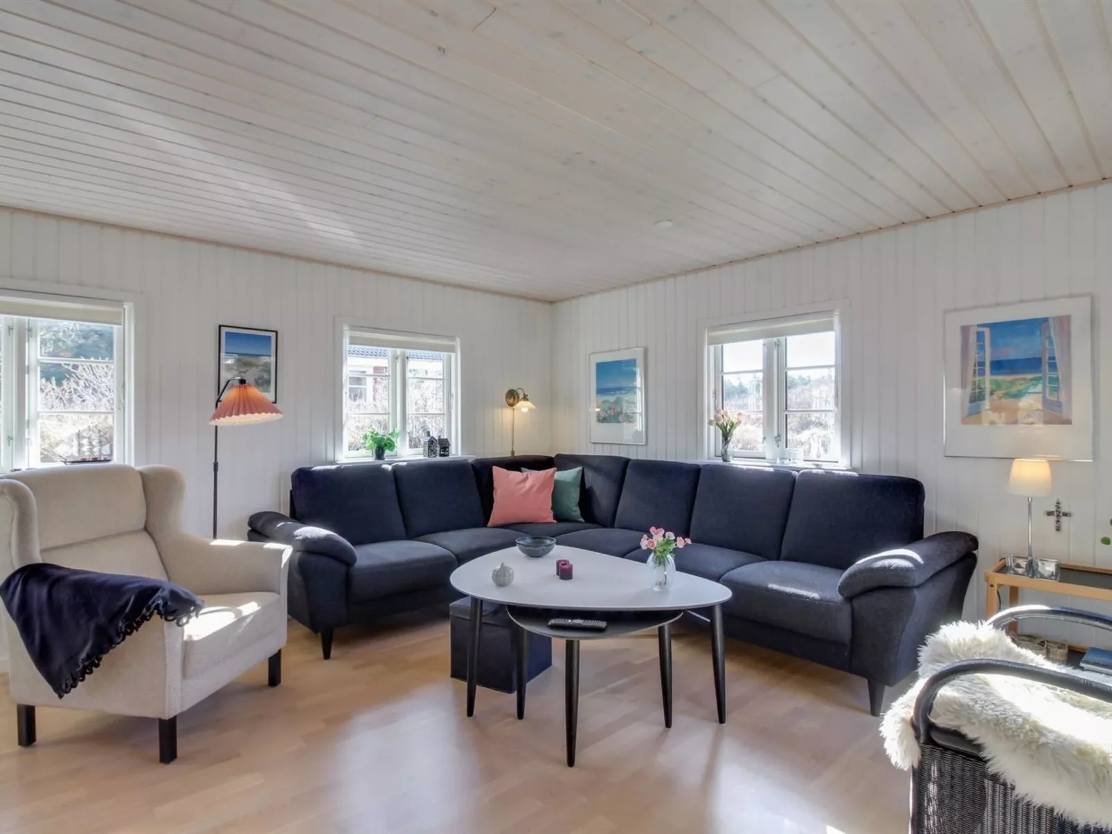 "Soleil" - 300m from the sea-Binnen