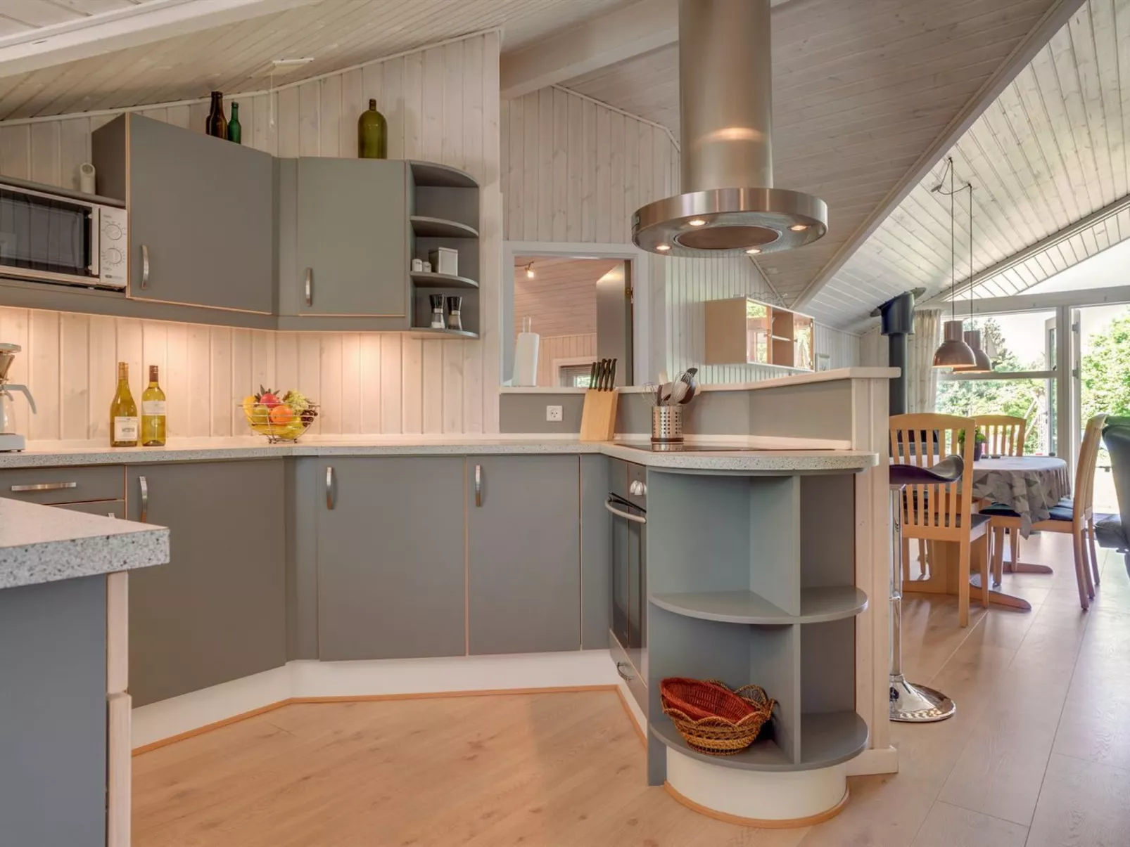 "Esaline" - 400m from the sea-Binnen