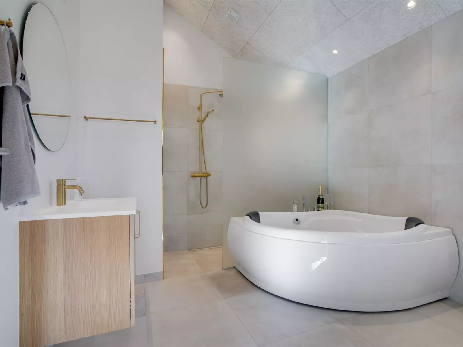 "Odinkar" - 1.1km from the sea-Binnen