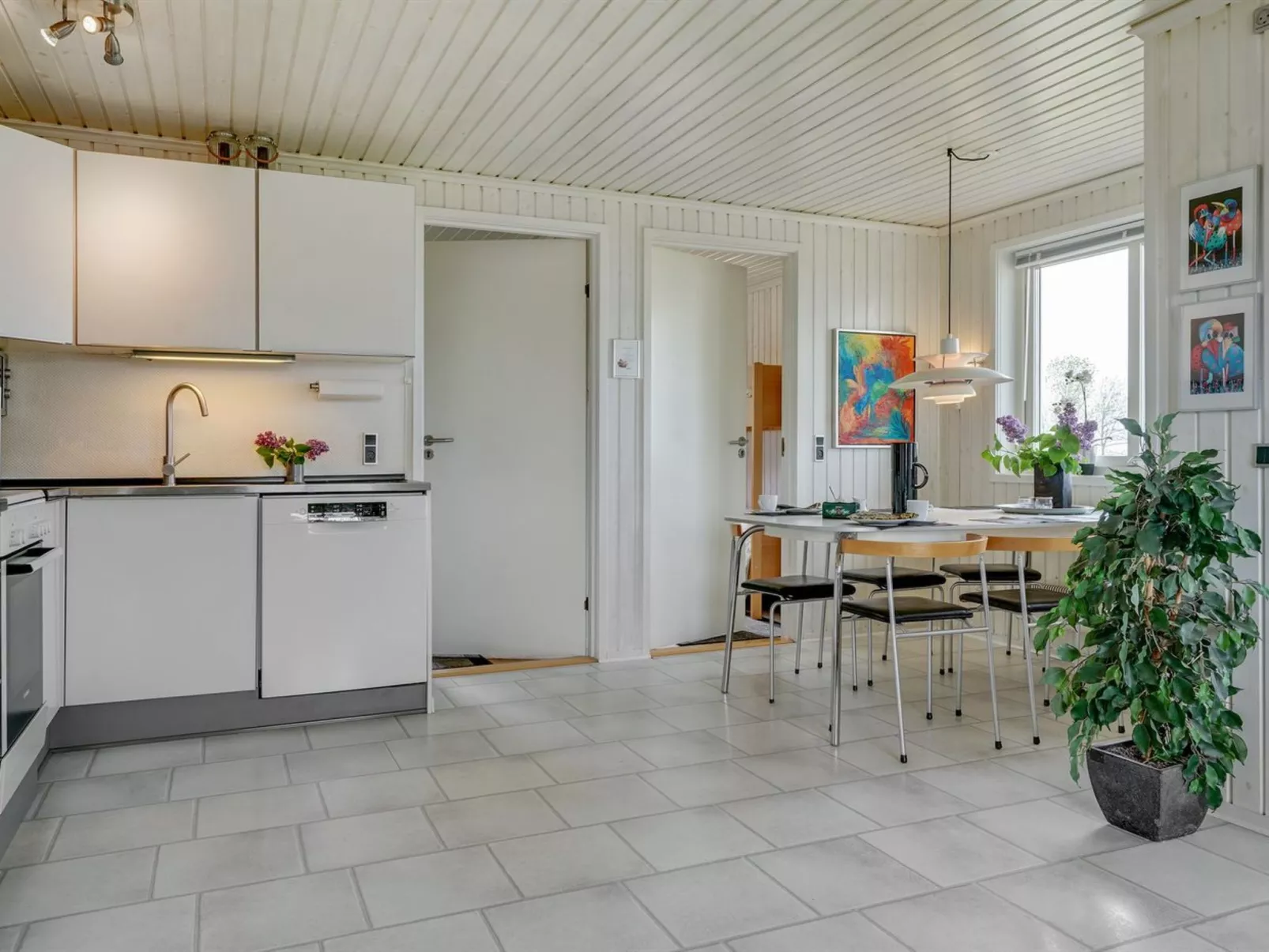 "Anastacia" - 75m from the sea-Binnen