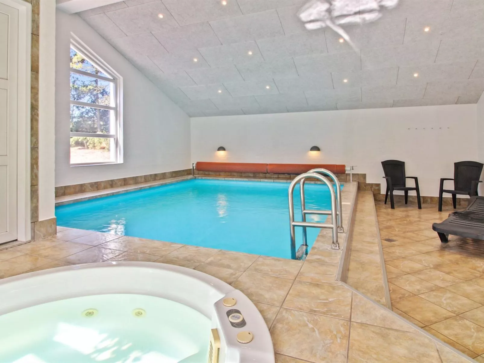 "Nael" - 1.6km from the sea-Buiten