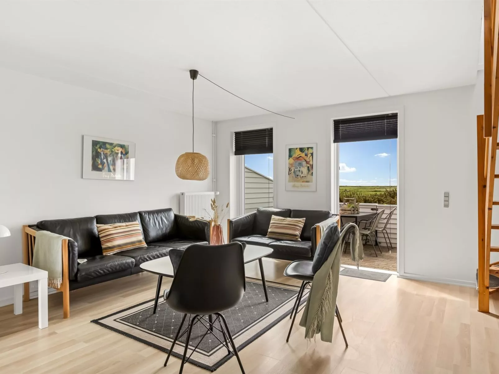 "Drita" - 2.3km from the sea-Binnen