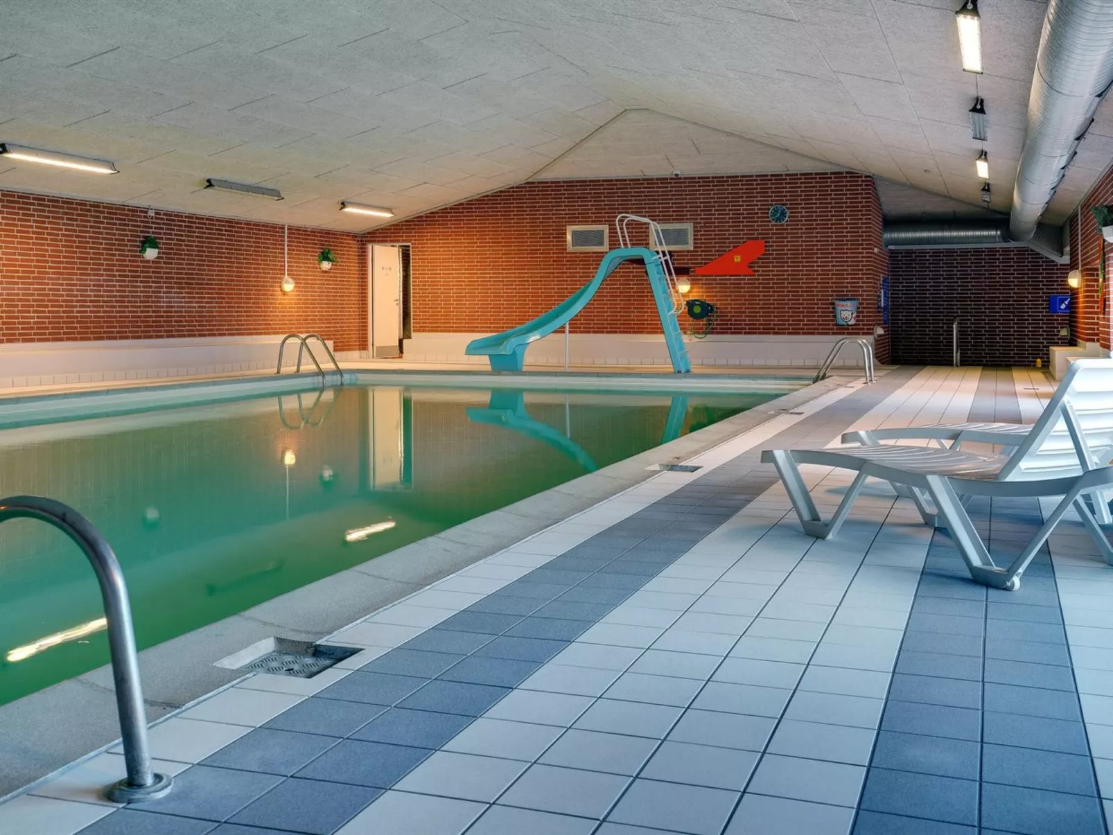 "Edly" - 2.3km from the sea-Buiten