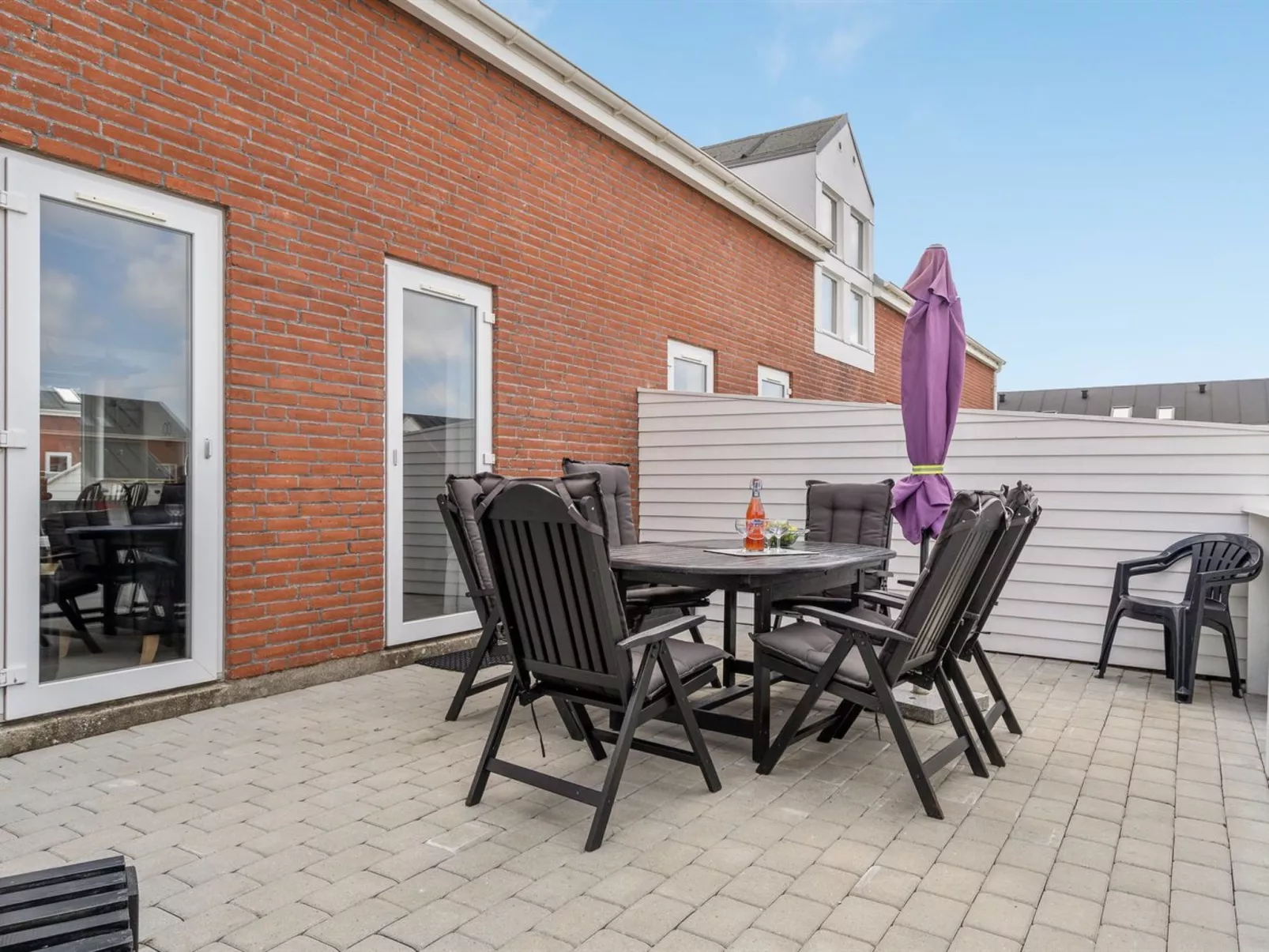 "Mariam" - 2.3km from the sea-Buiten