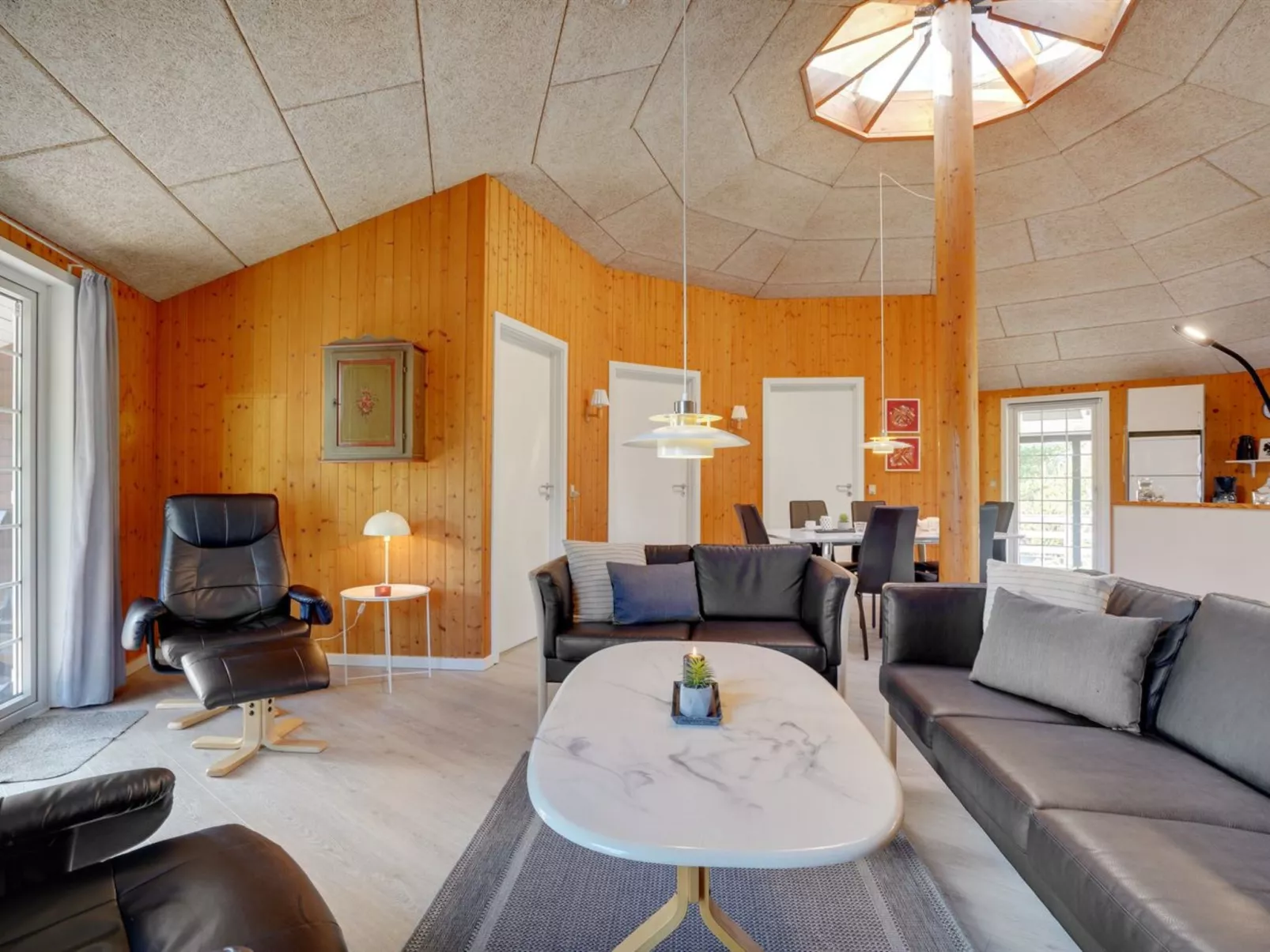 "Mariette" - 3.1km from the sea-Binnen