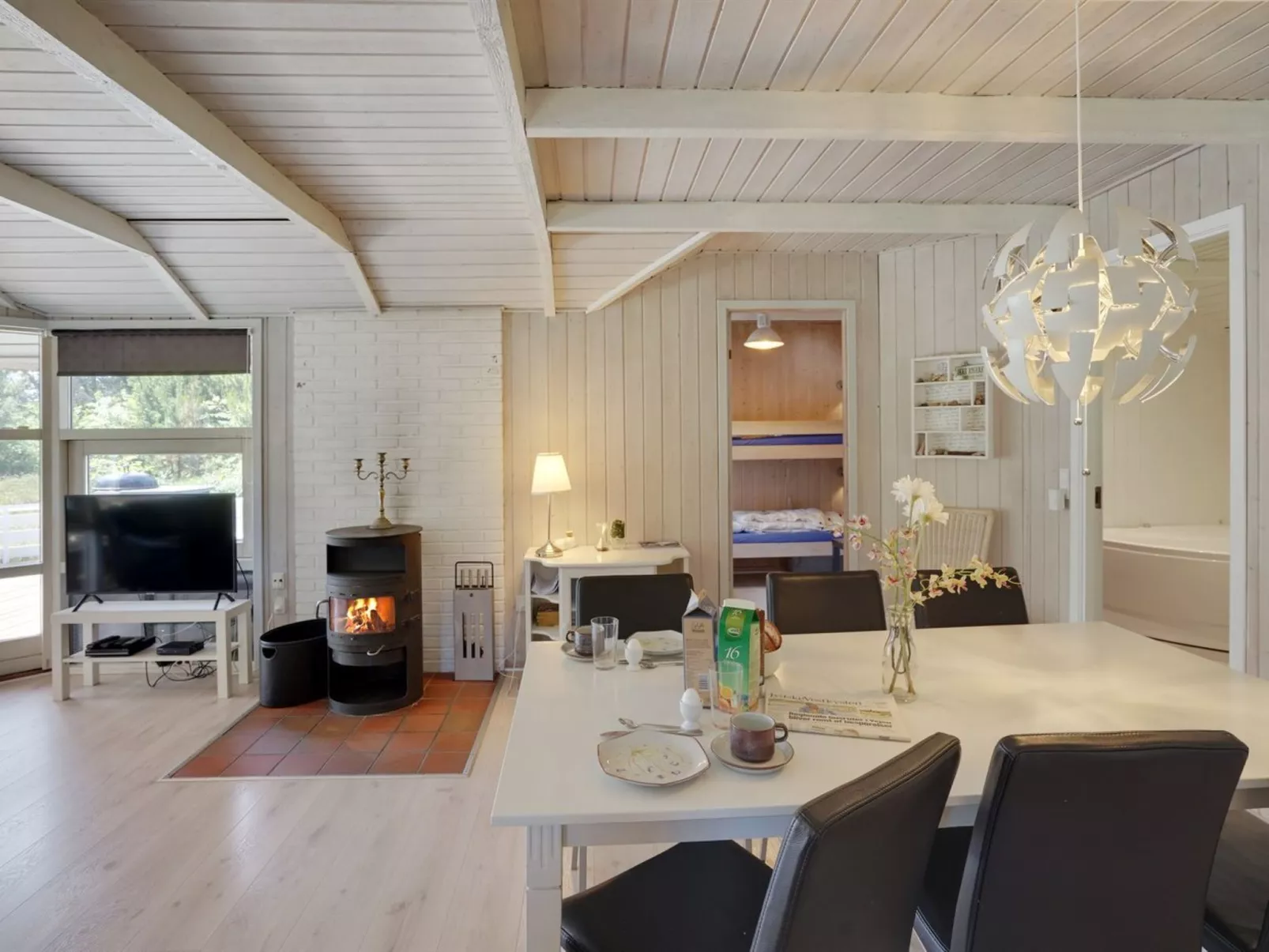 "Lin" - 2.9km from the sea-Binnen