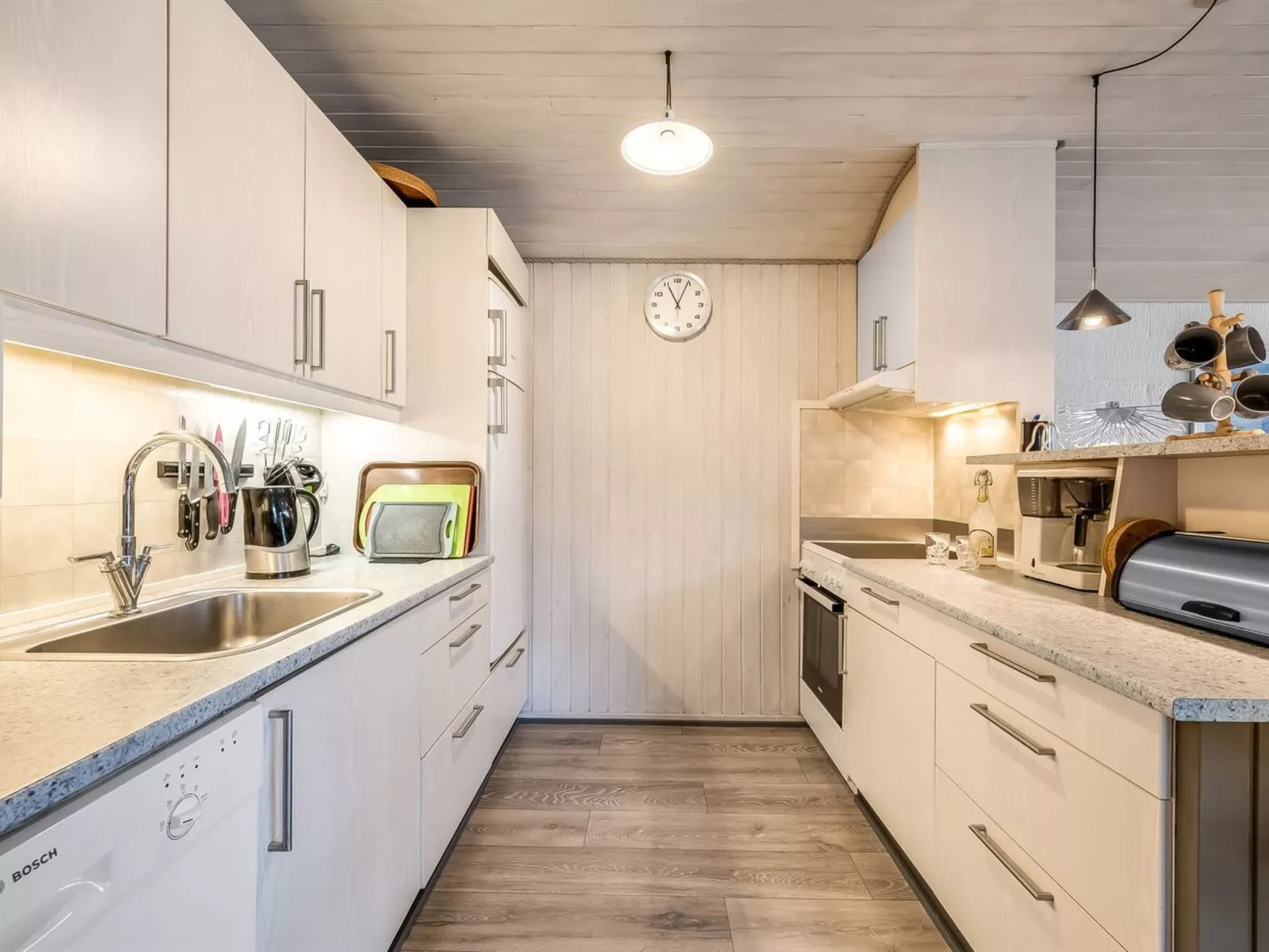 "Safina" -  from the sea-Binnen