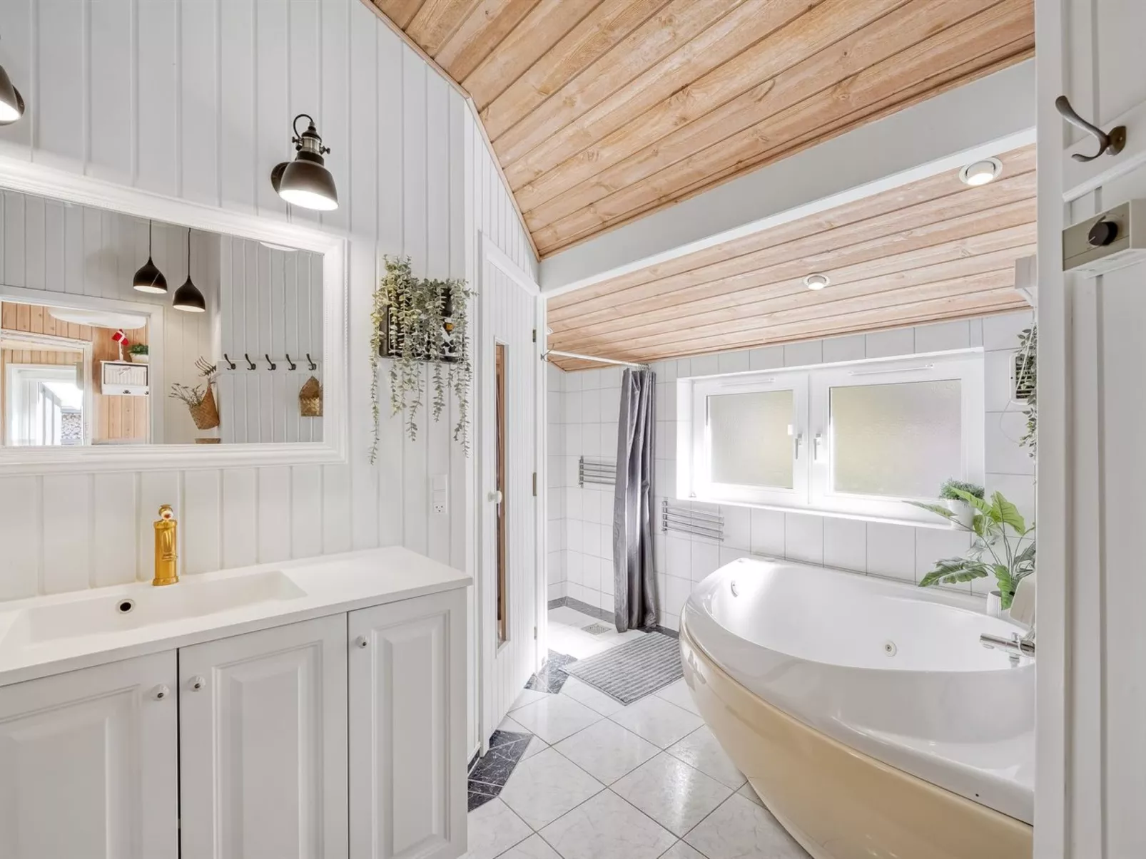 "Friederike" - 300m from the sea-Binnen