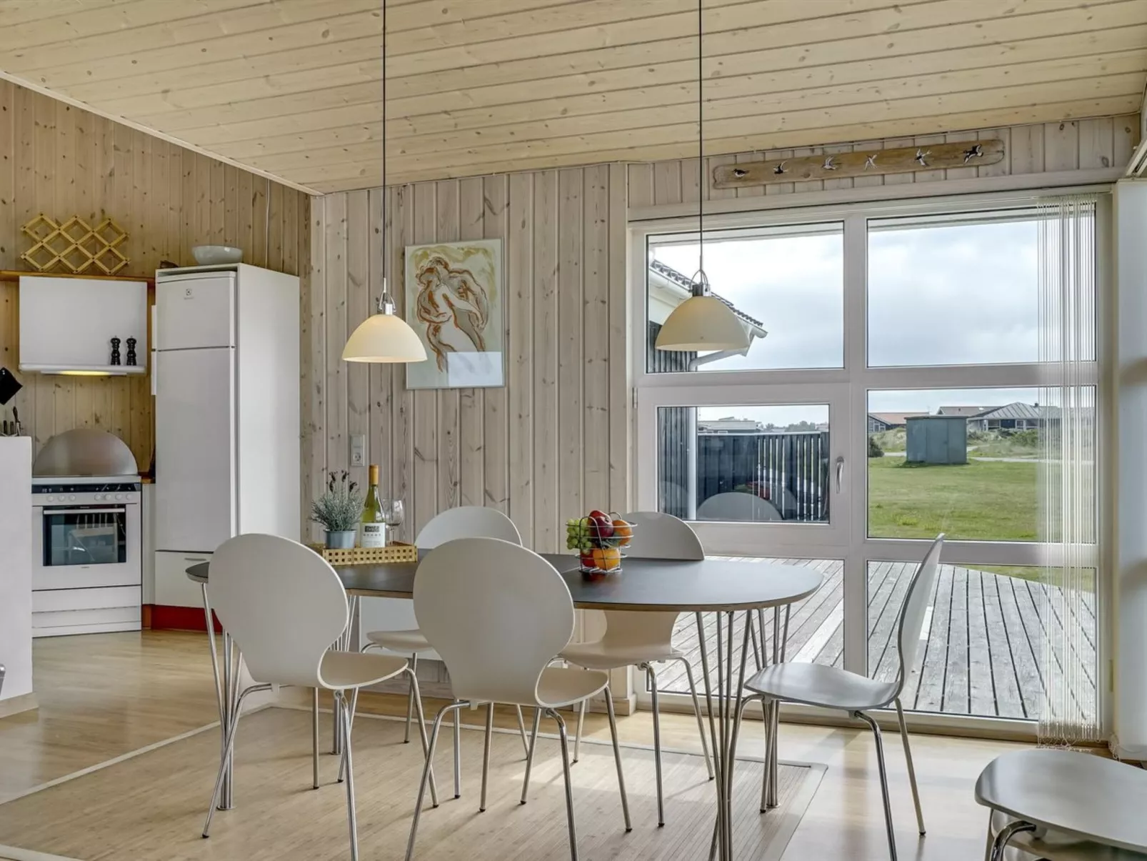 "Emppu" - 400m from the sea-Binnen