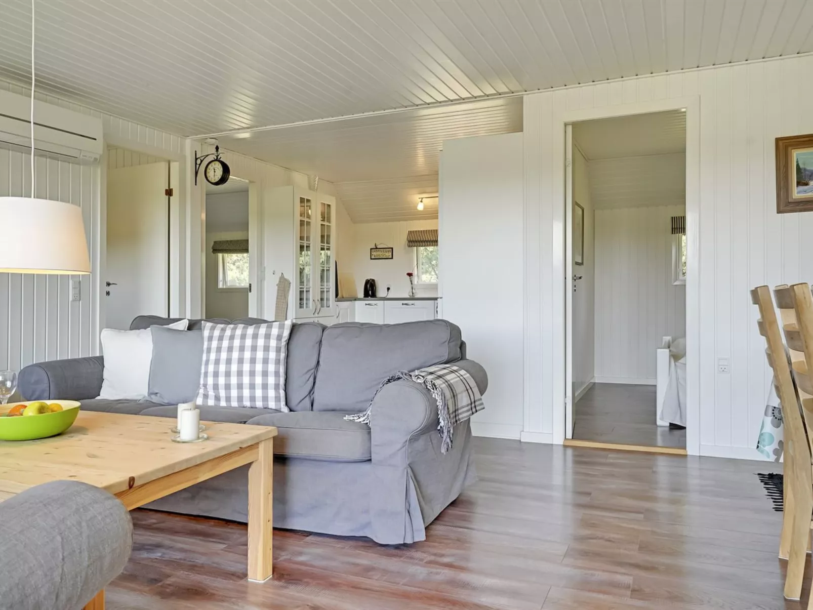 "Brunon" - 1.5km from the sea-Binnen