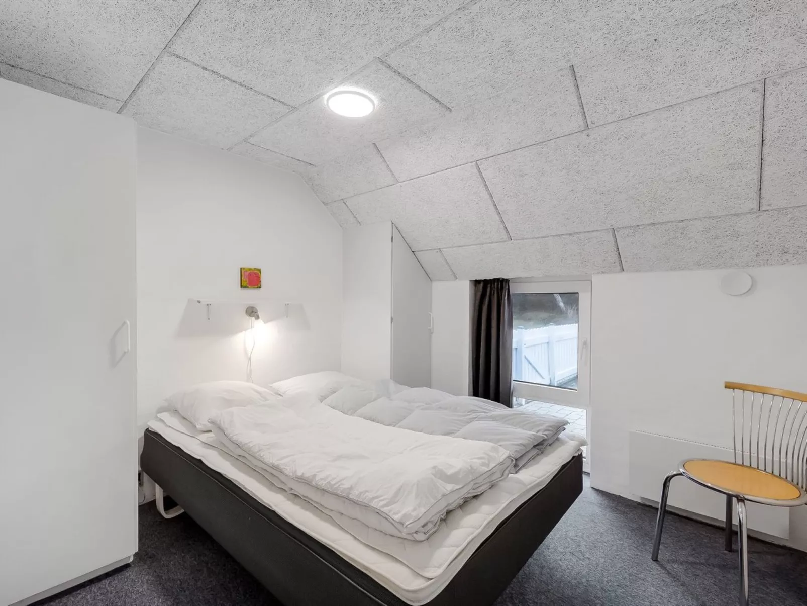 "Severine" -  from the sea-Binnen