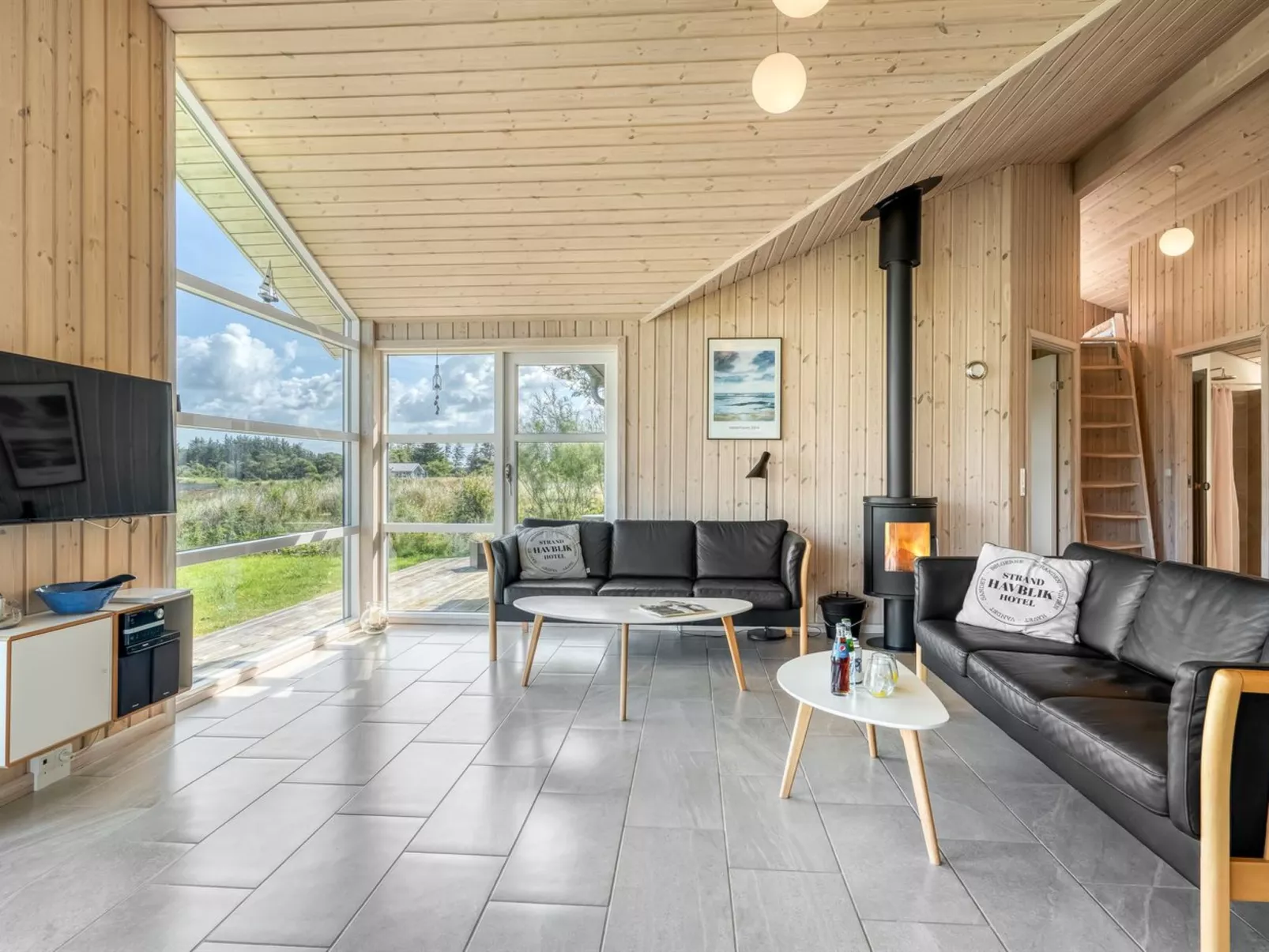 "Engelina" - 1.3km from the sea-Binnen