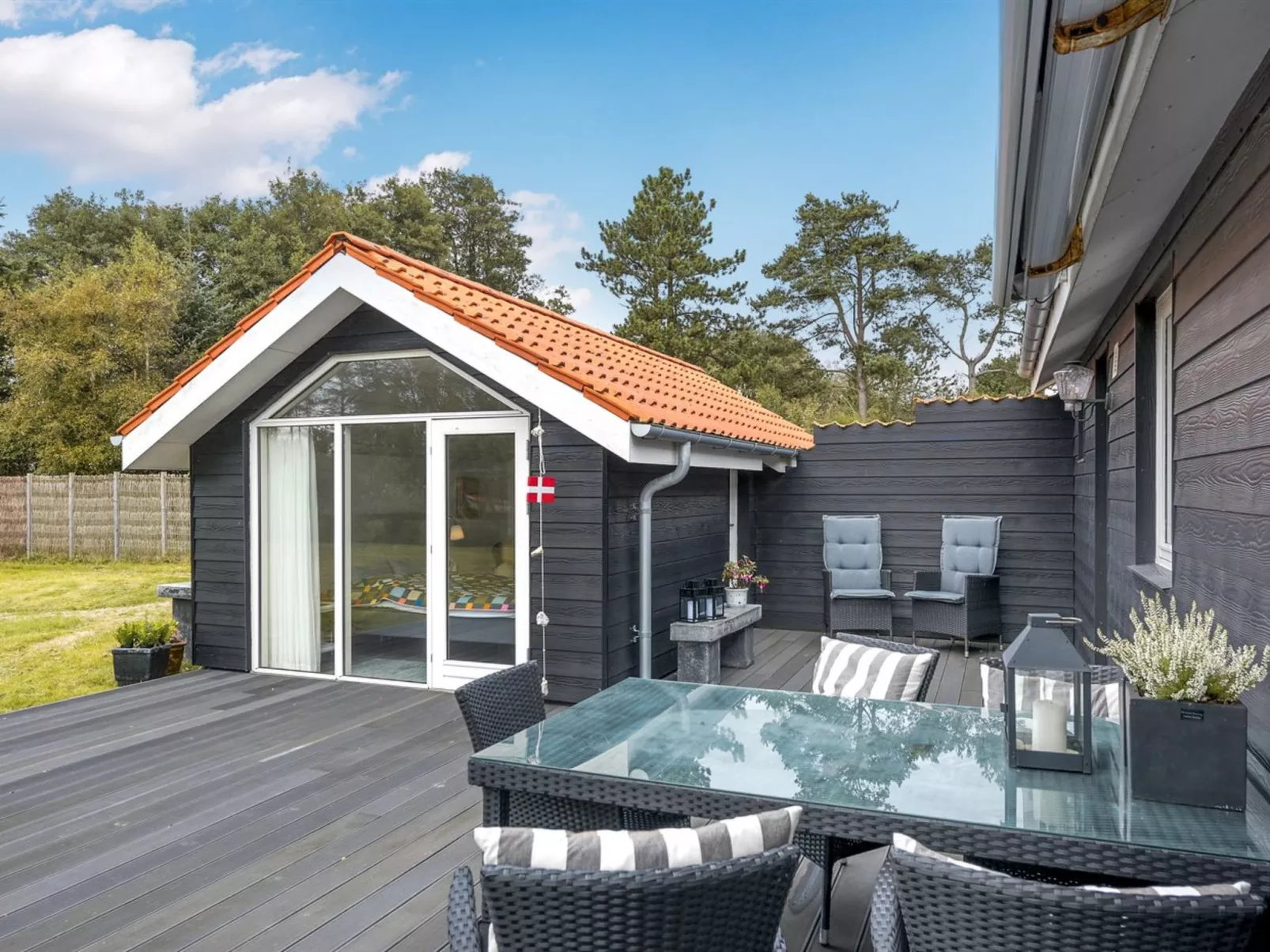 "Mumme" - 100m from the sea-Buiten