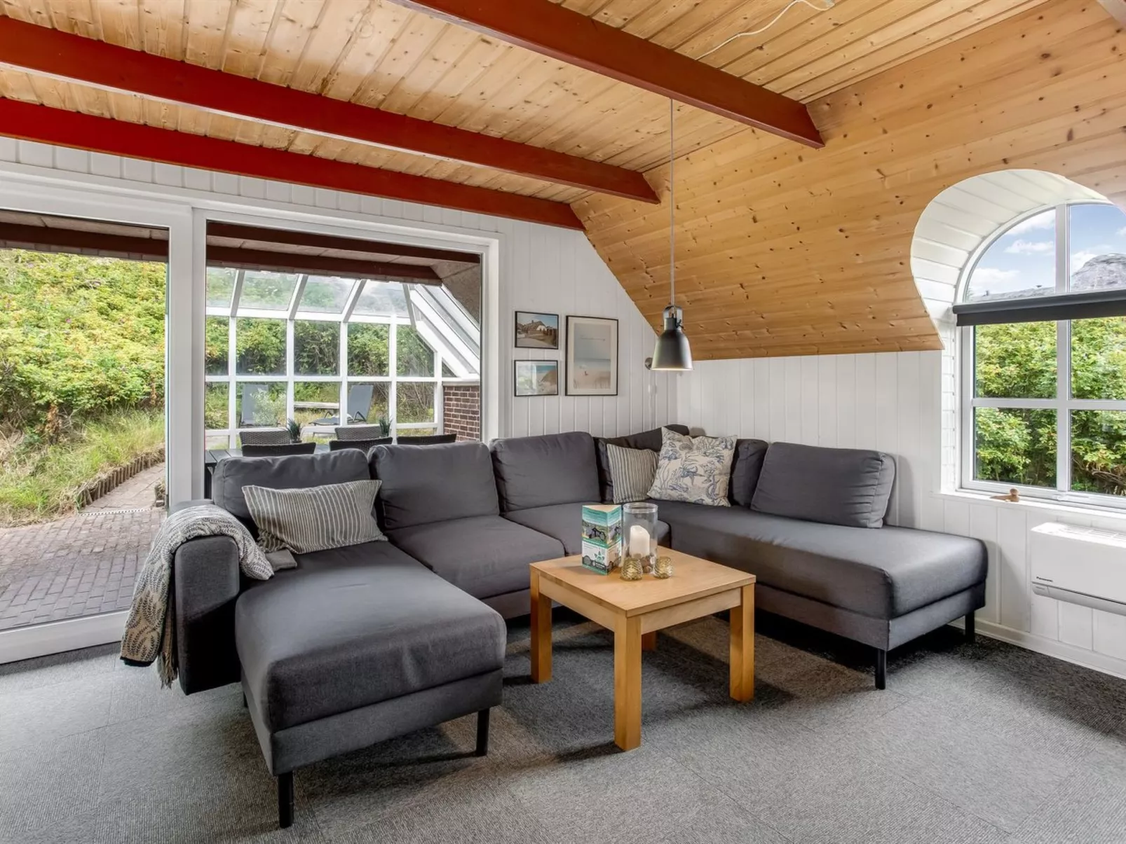 "Pia" - 400m from the sea-Binnen