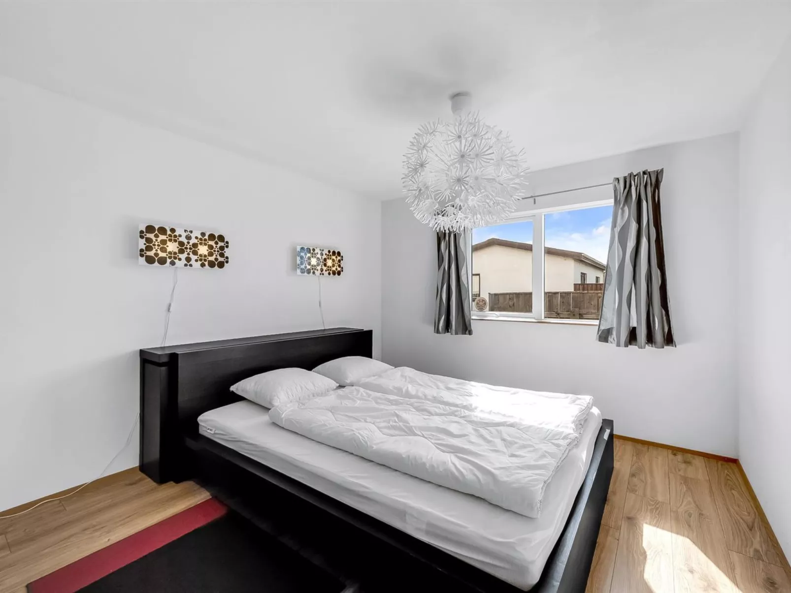 "Heming" - 100m from the sea-Binnen