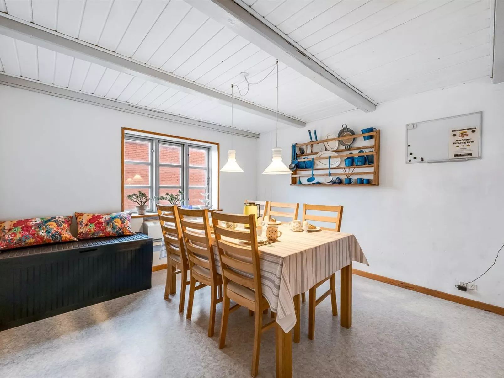 "Orvo" - 150m from the sea-Binnen