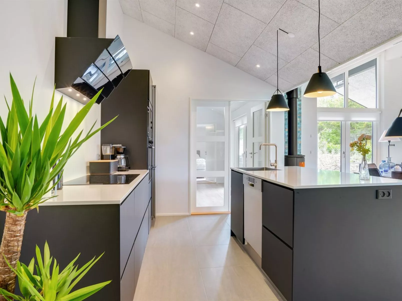 "Antonina" - 800m from the sea-Binnen