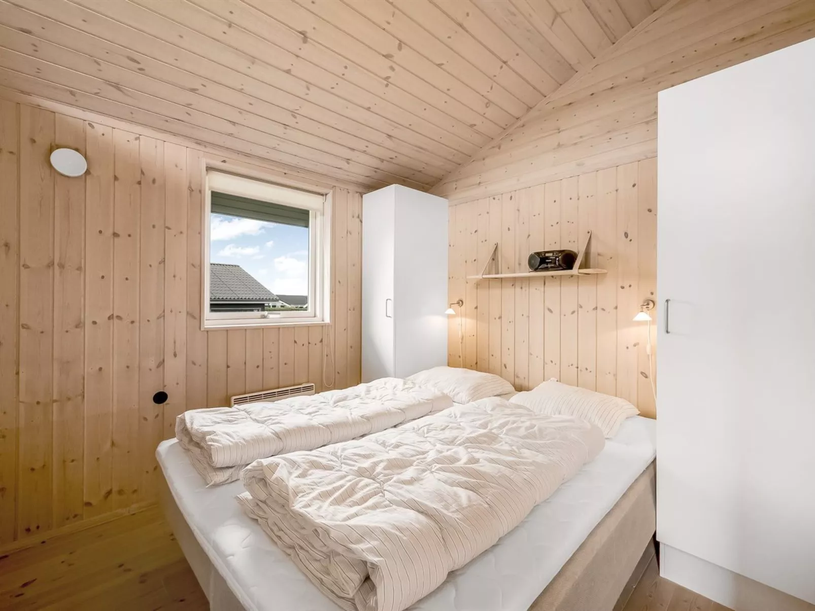 "Lucio" - 350m to the fjord-Binnen