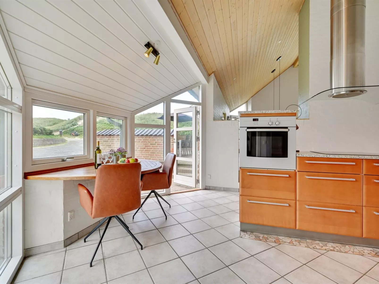 "Gidsken" - 30m from the sea-Binnen