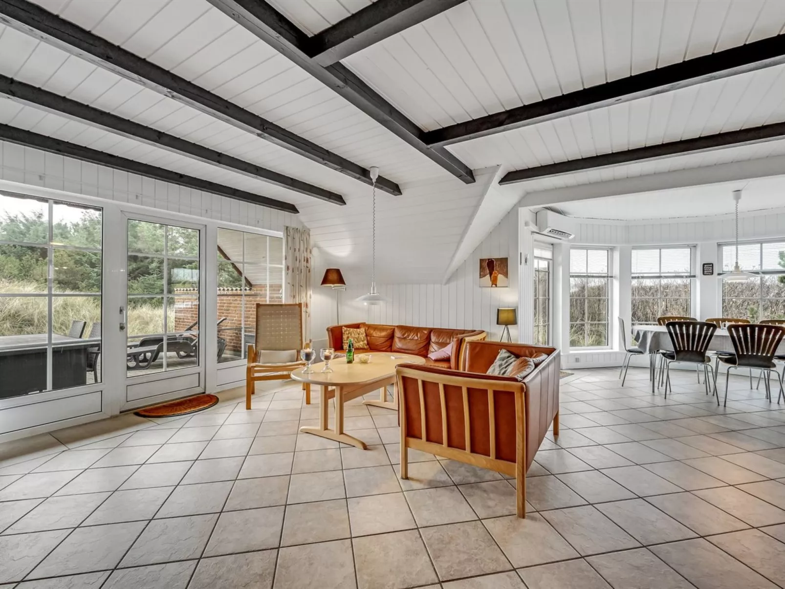 "Sannie" - 450m from the sea-Binnen