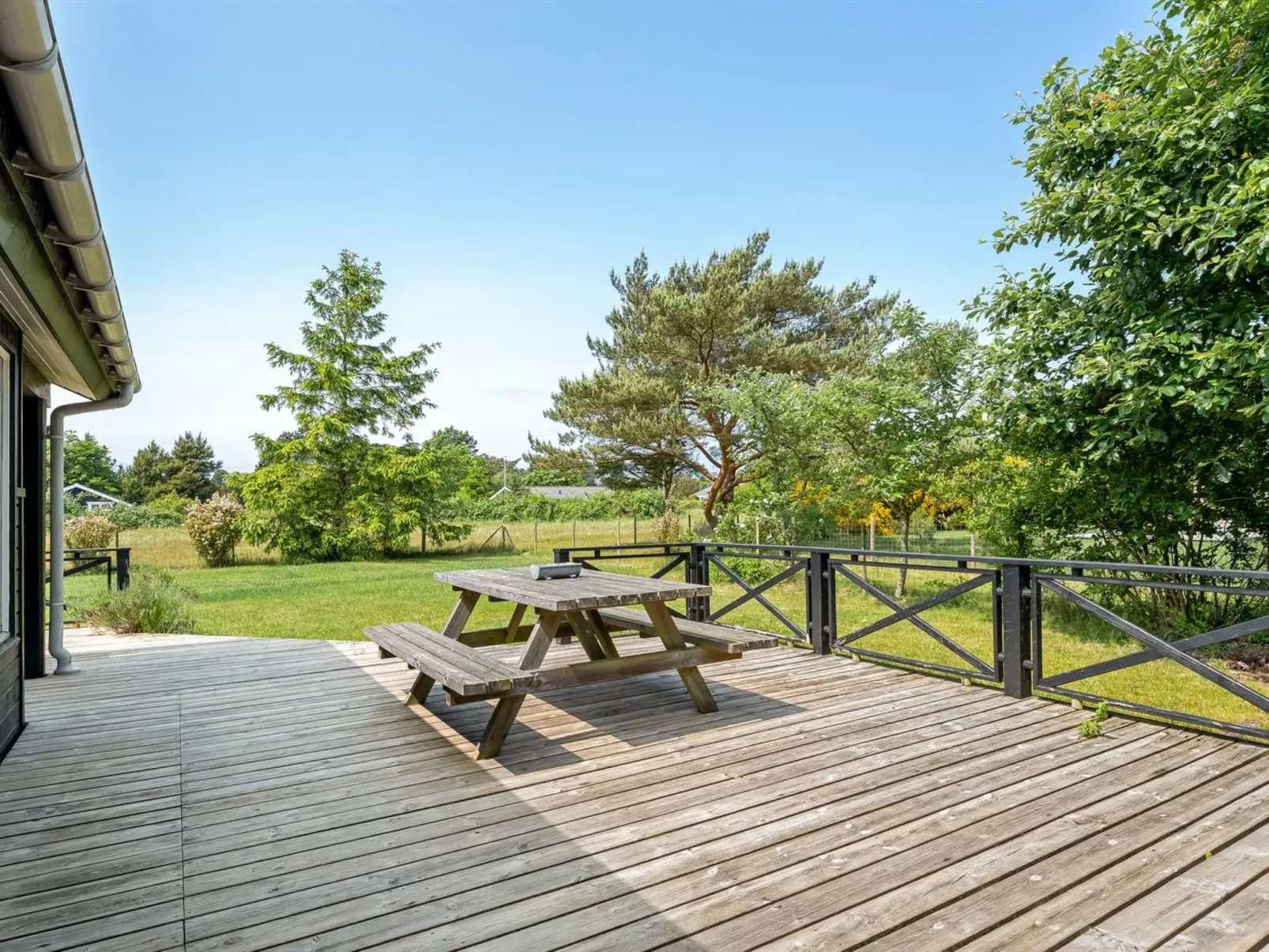 "Allie" - 150m from the sea-Buiten