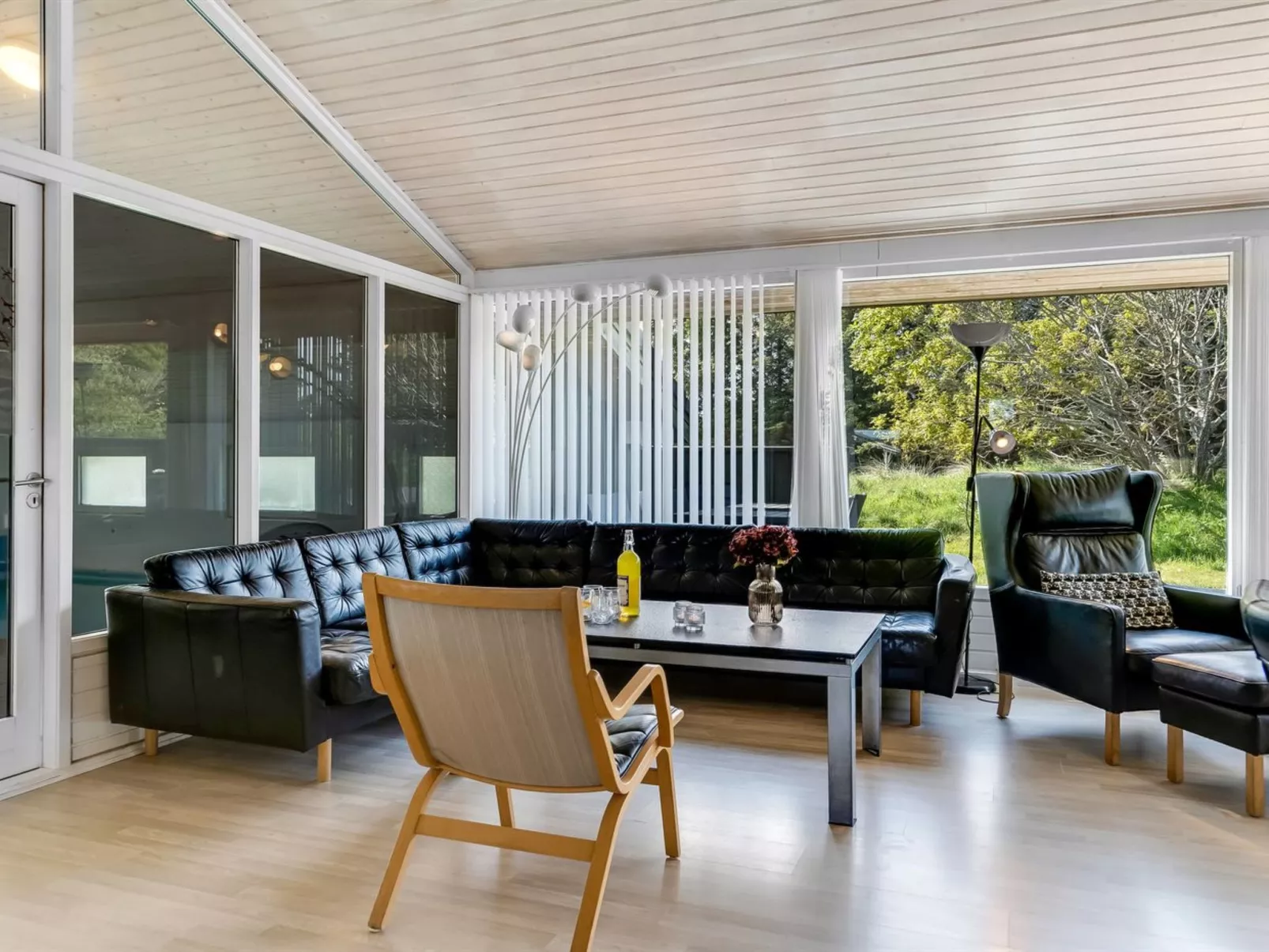 "Aponi" - 400m from the sea-Binnen